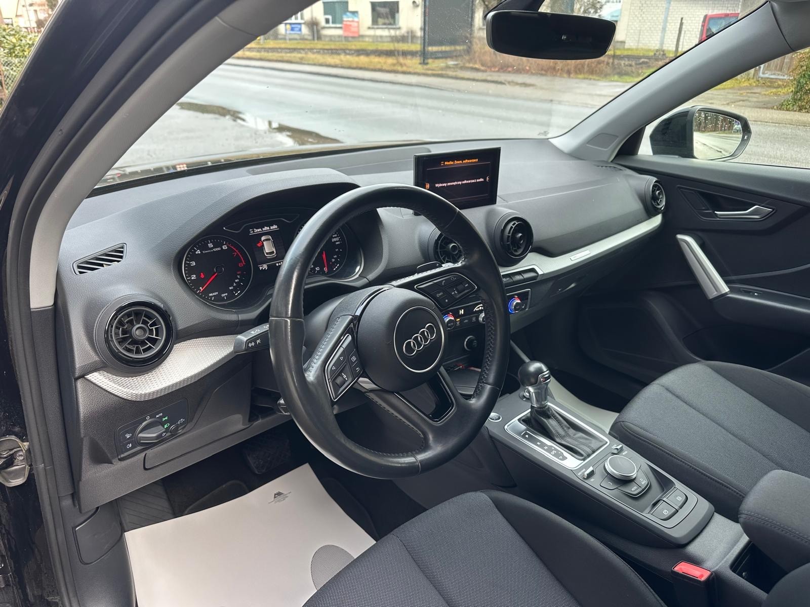 AUDI Q2 1.0 TFSI S-tronic-image-9