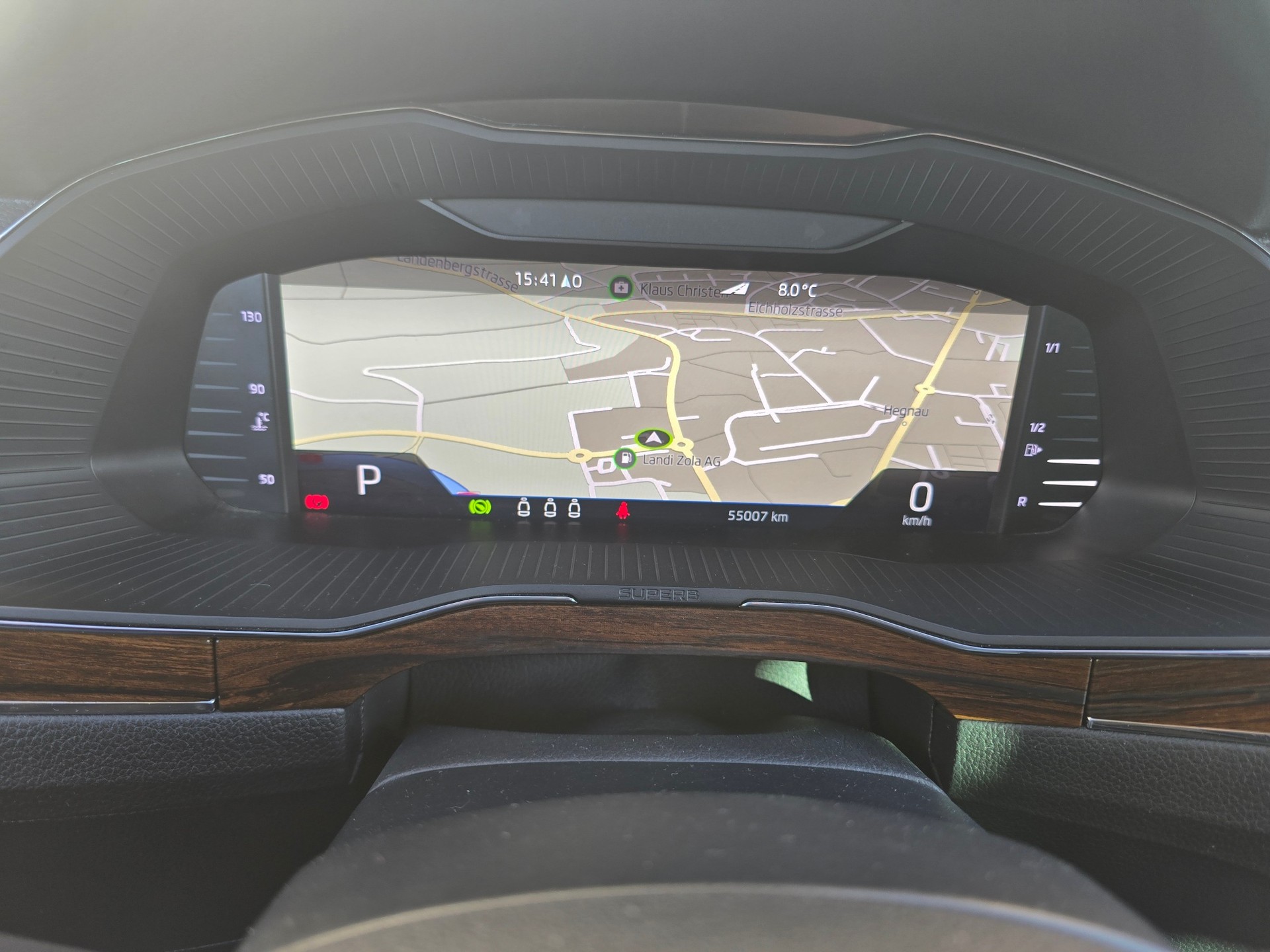 SKODA Superb 2.0 TDi Scout 4x4 DSG-image-10
