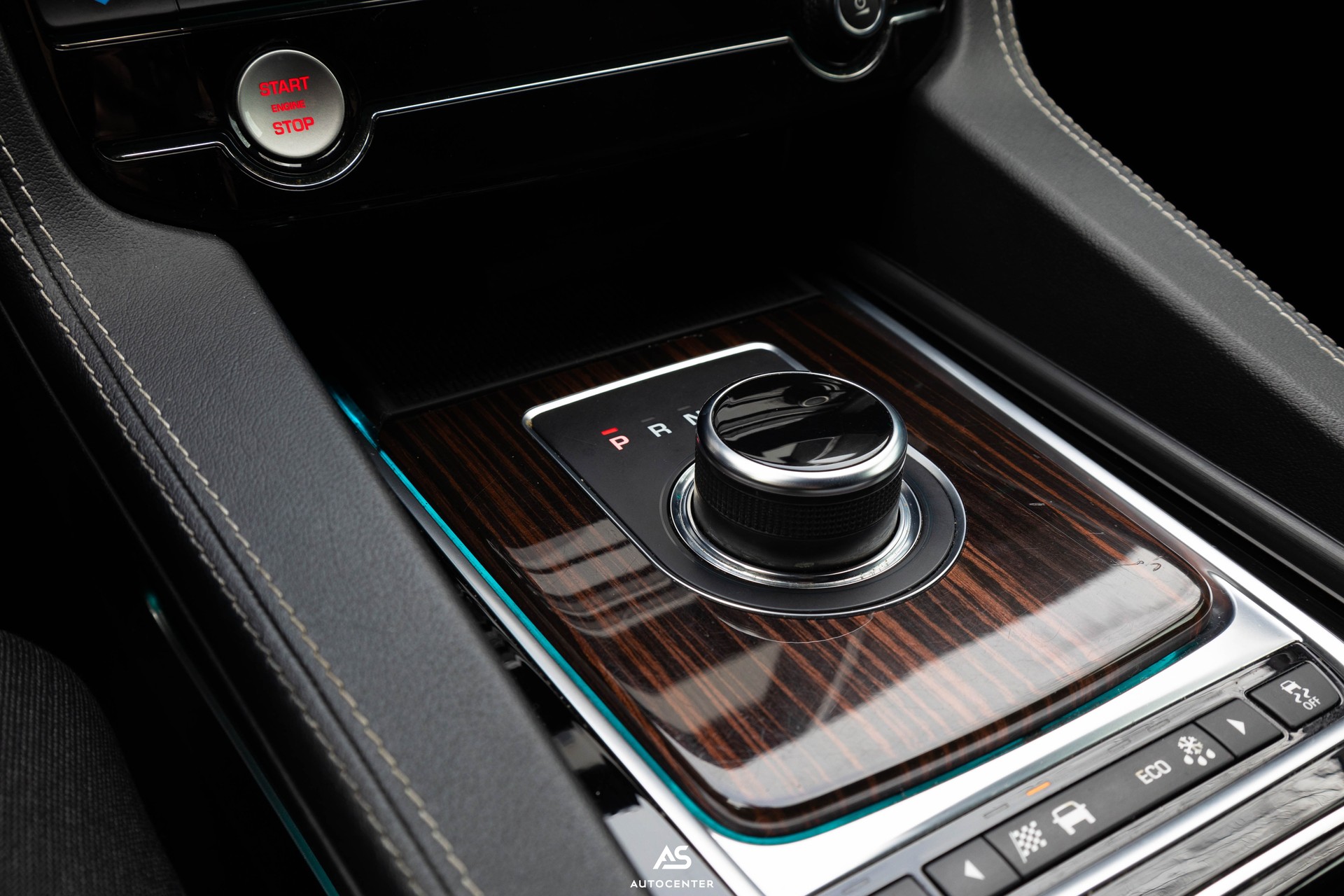 JAGUAR F-Pace V6 S AWD 380 PS (CH) Vollausstattung | BlackPack | AHK-image-20
