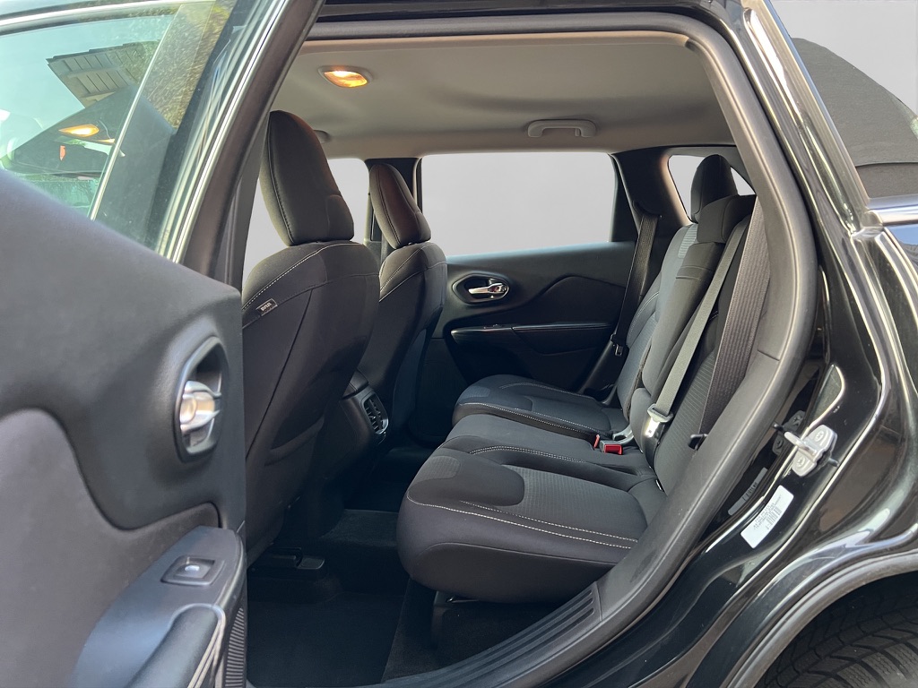 JEEP Cherokee 2.0TD Longitude Swiss Edition AWD 9ATX-image-9
