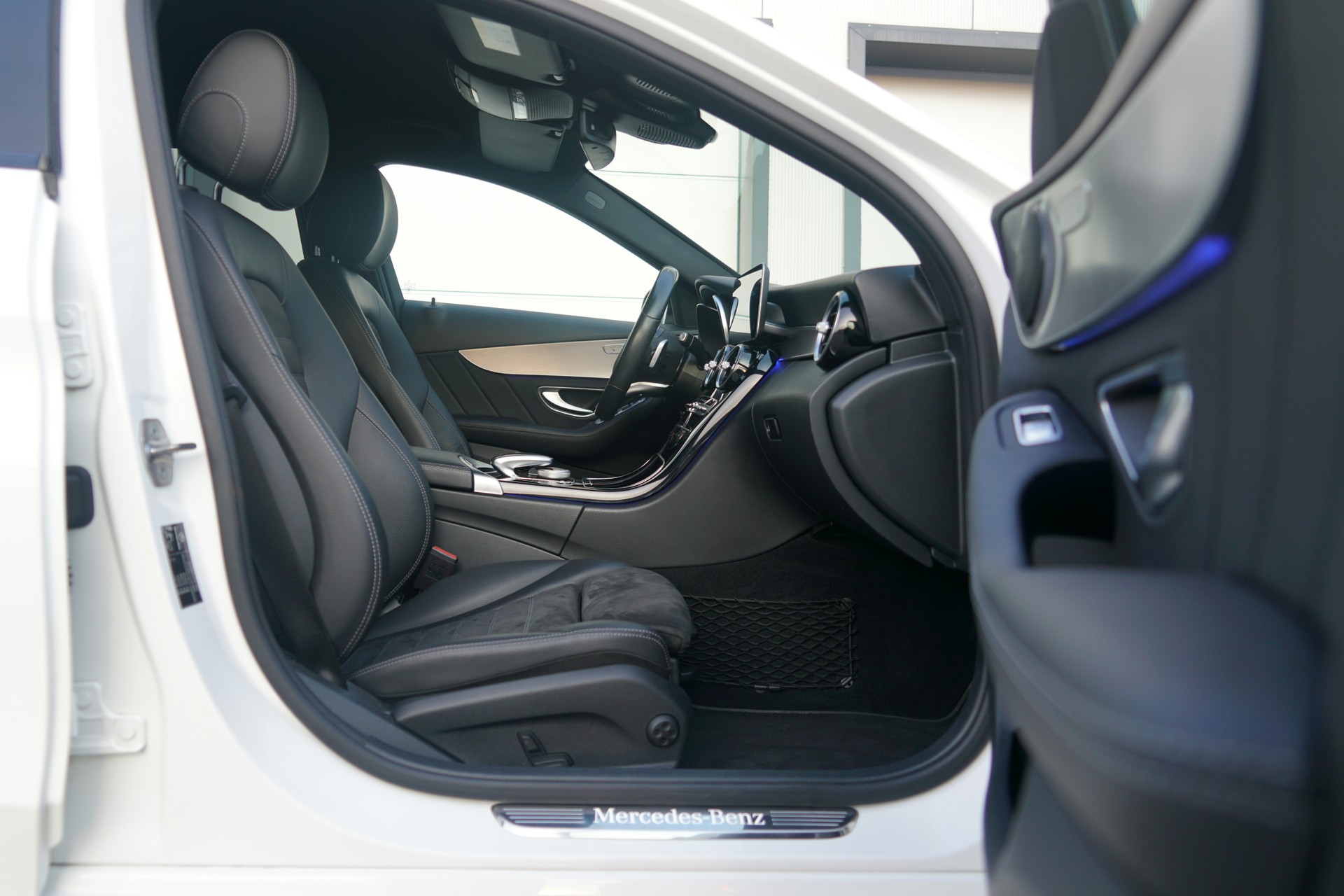 MERCEDES-BENZ C 200 AMG Line 4Matic 9G-Tronic (CH)-image-14