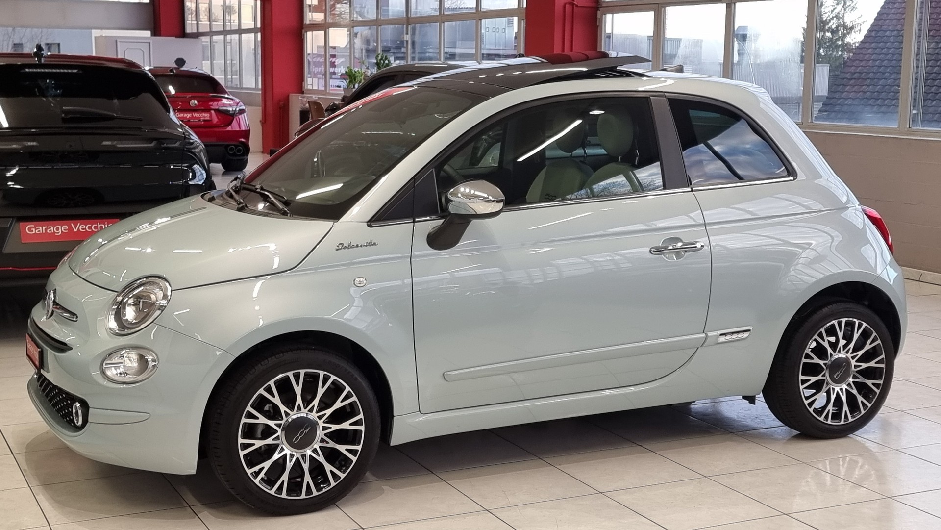 FIAT 500 1.0 Hybrid Dolcevita Sky-image-1
