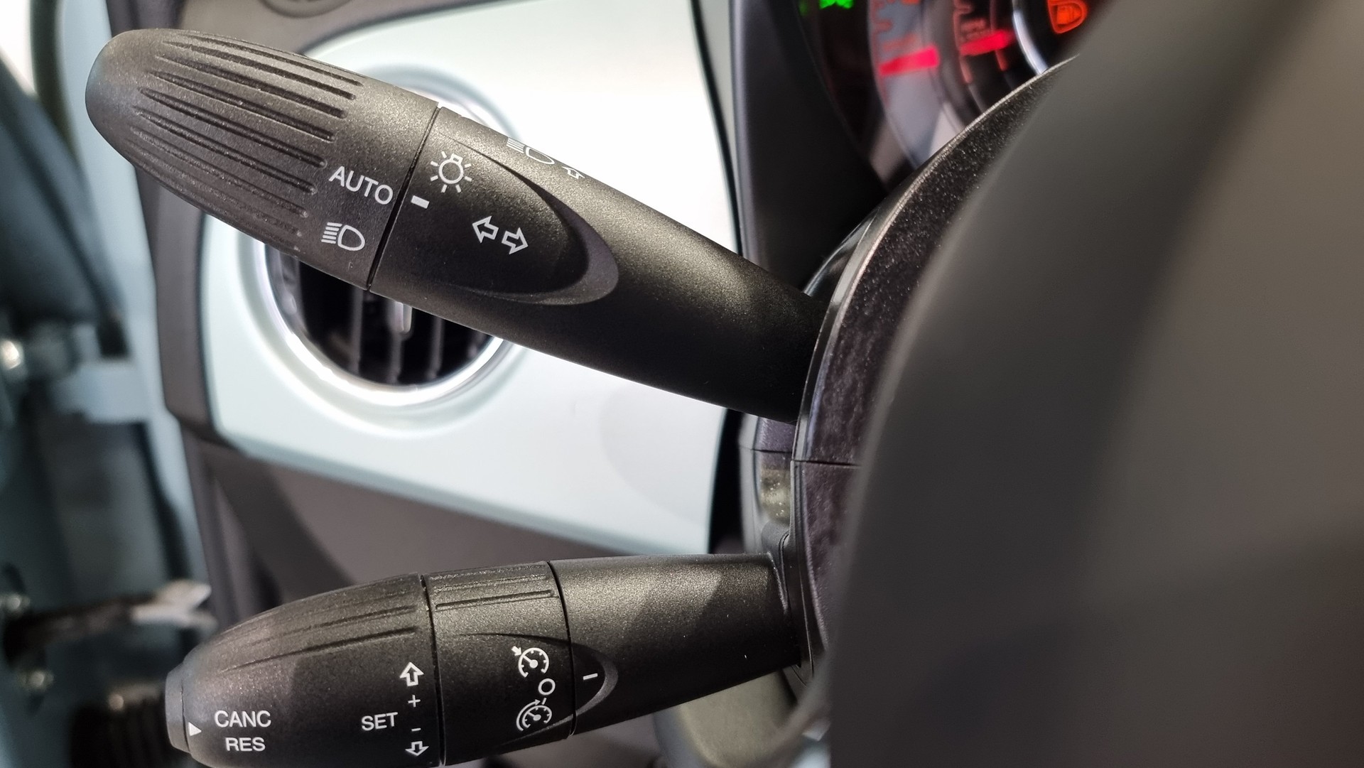 FIAT 500 1.0 Hybrid Dolcevita Sky-image-10