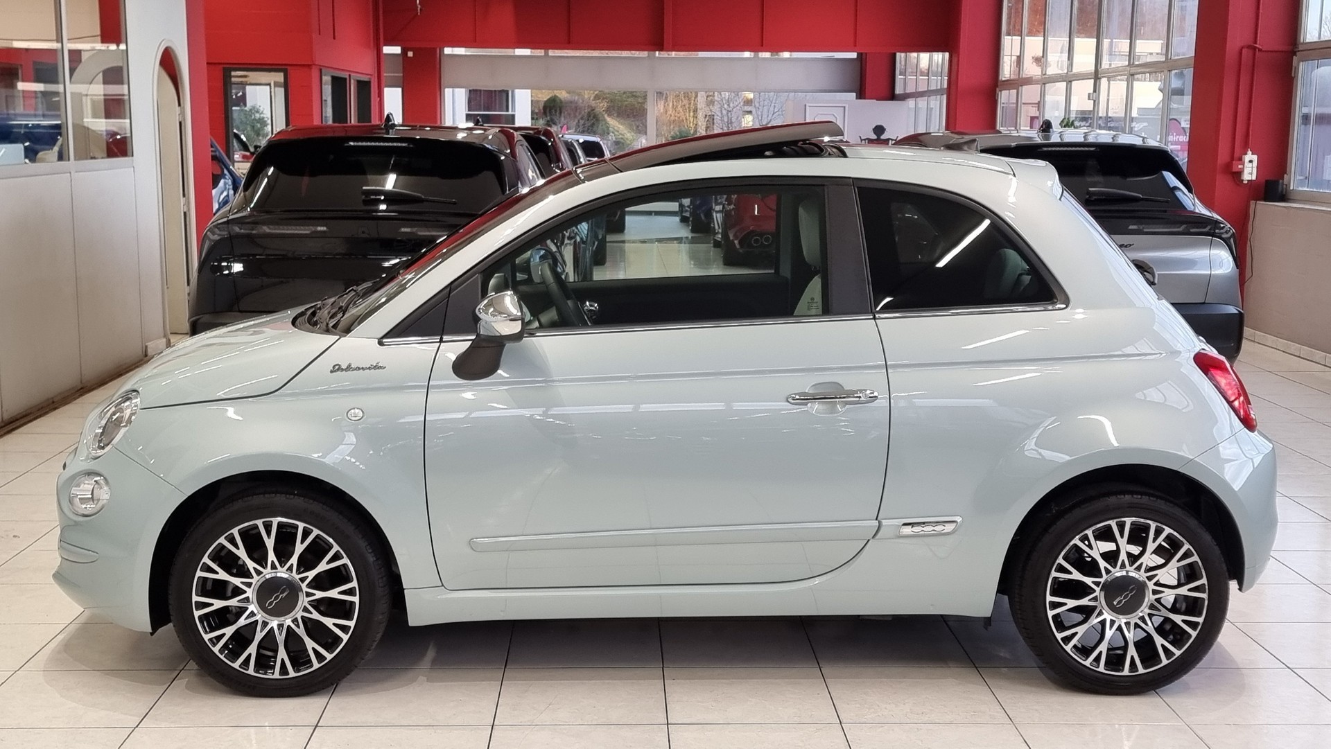 FIAT 500 1.0 Hybrid Dolcevita Sky-image-2