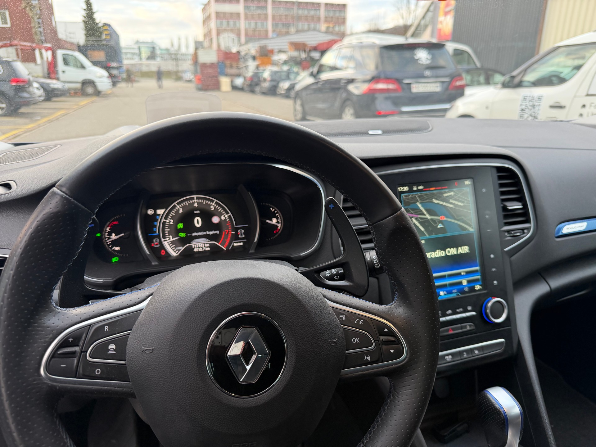 RENAULT Mégane 1.6 16V Turbo GT EDC-image-4