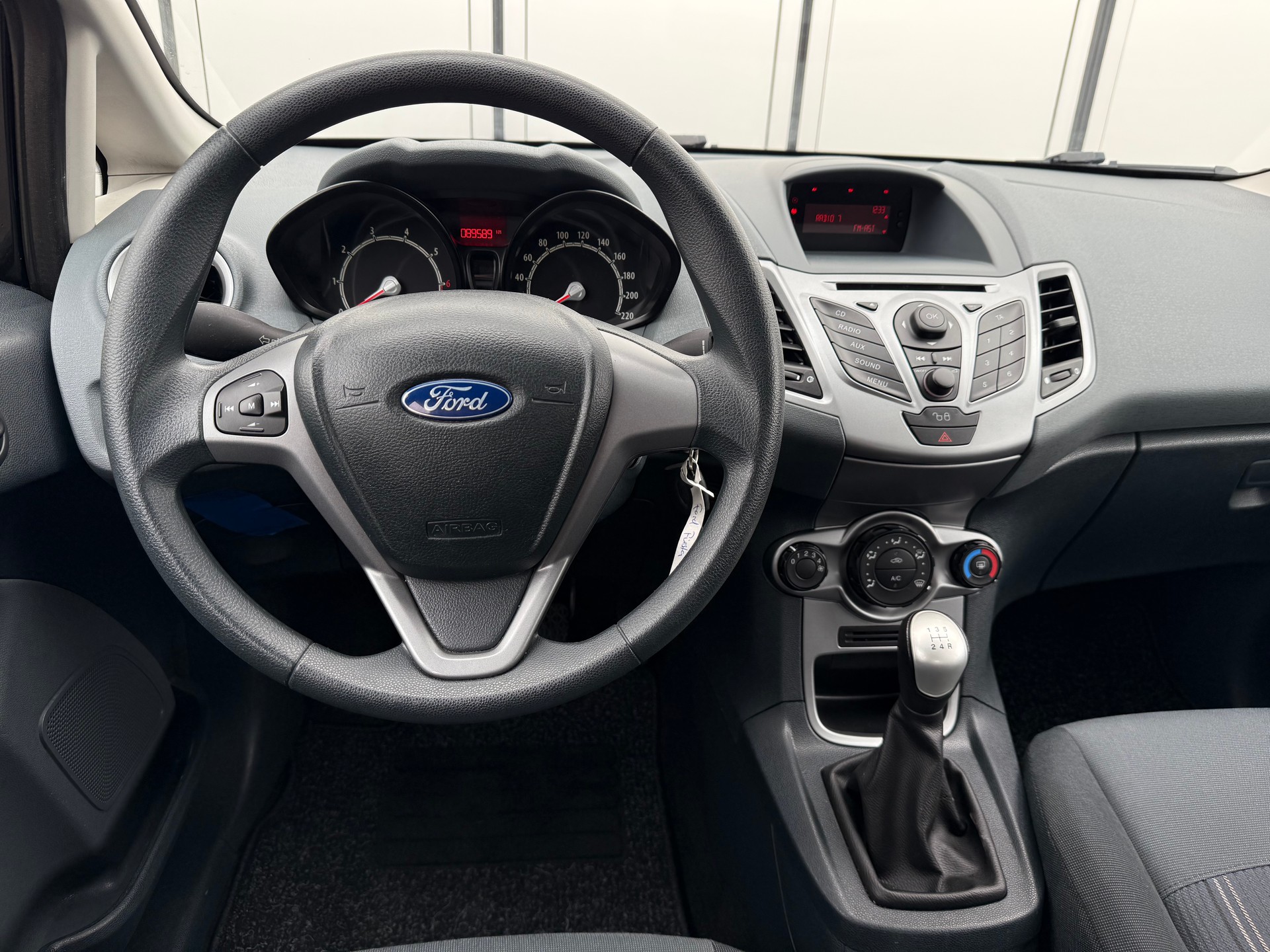 FORD Fiesta 1.25 16V Trend-image-6