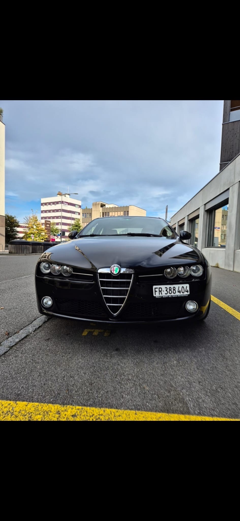 ALFA ROMEO 159 2.2 JTS Distinctive — slika 1