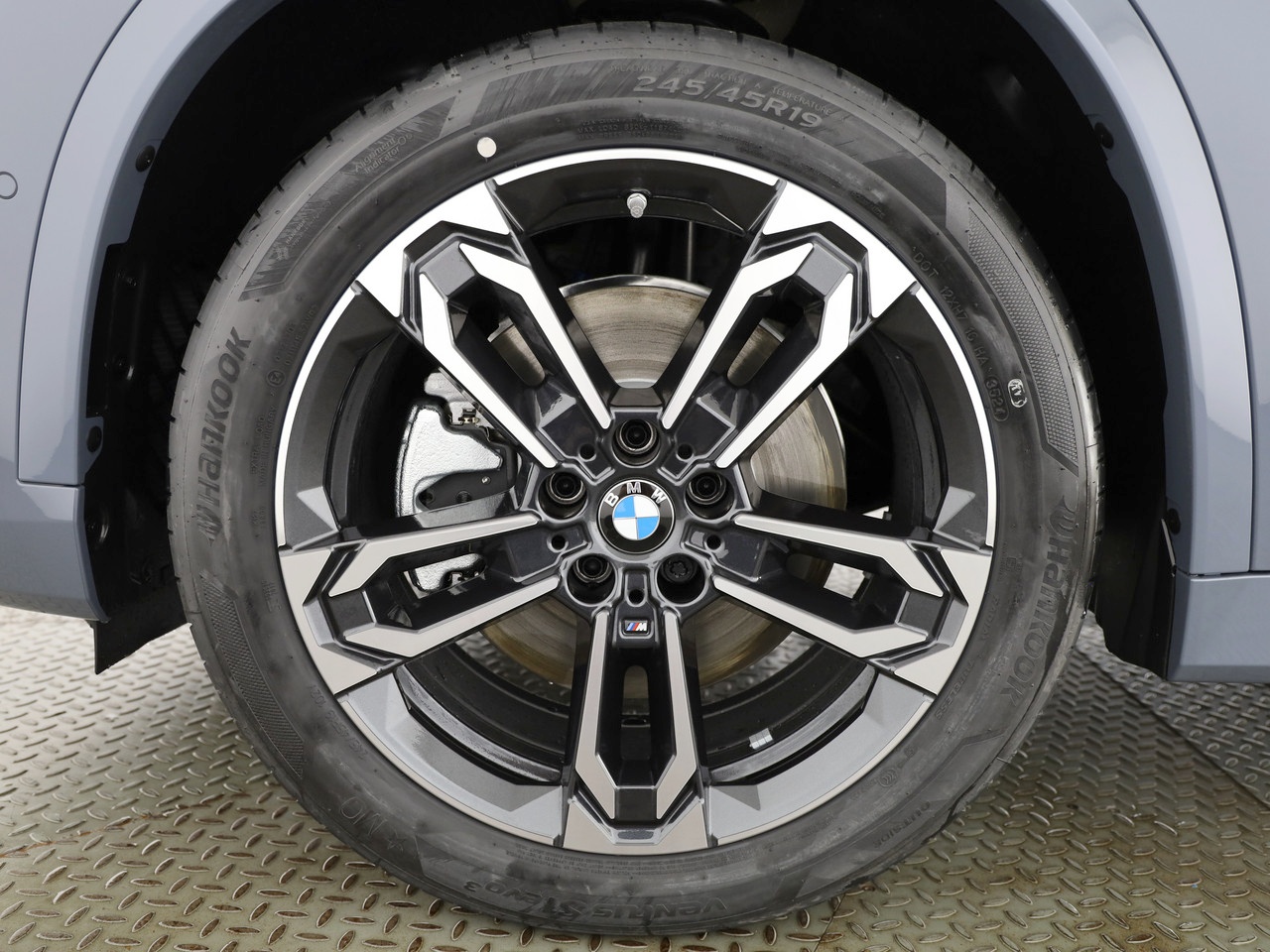 BMW X1 xDrive 23i 48V M Sport-image-7