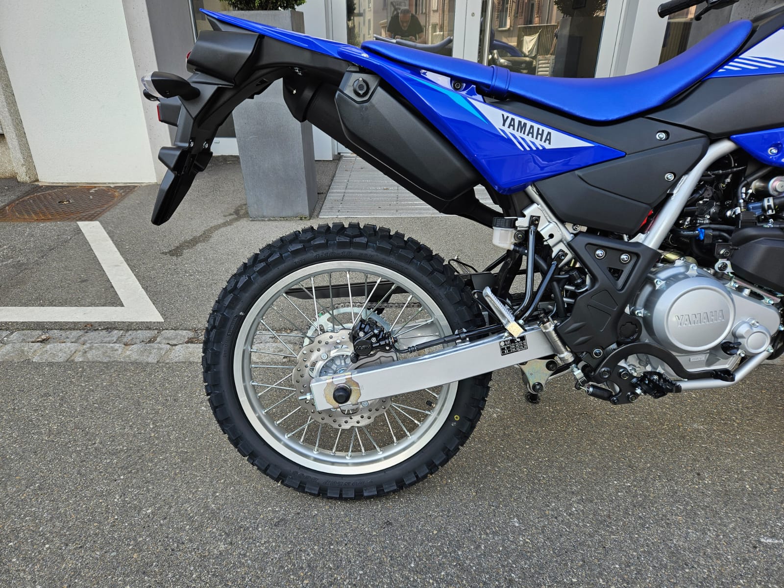YAMAHA WR 125 R-image-5