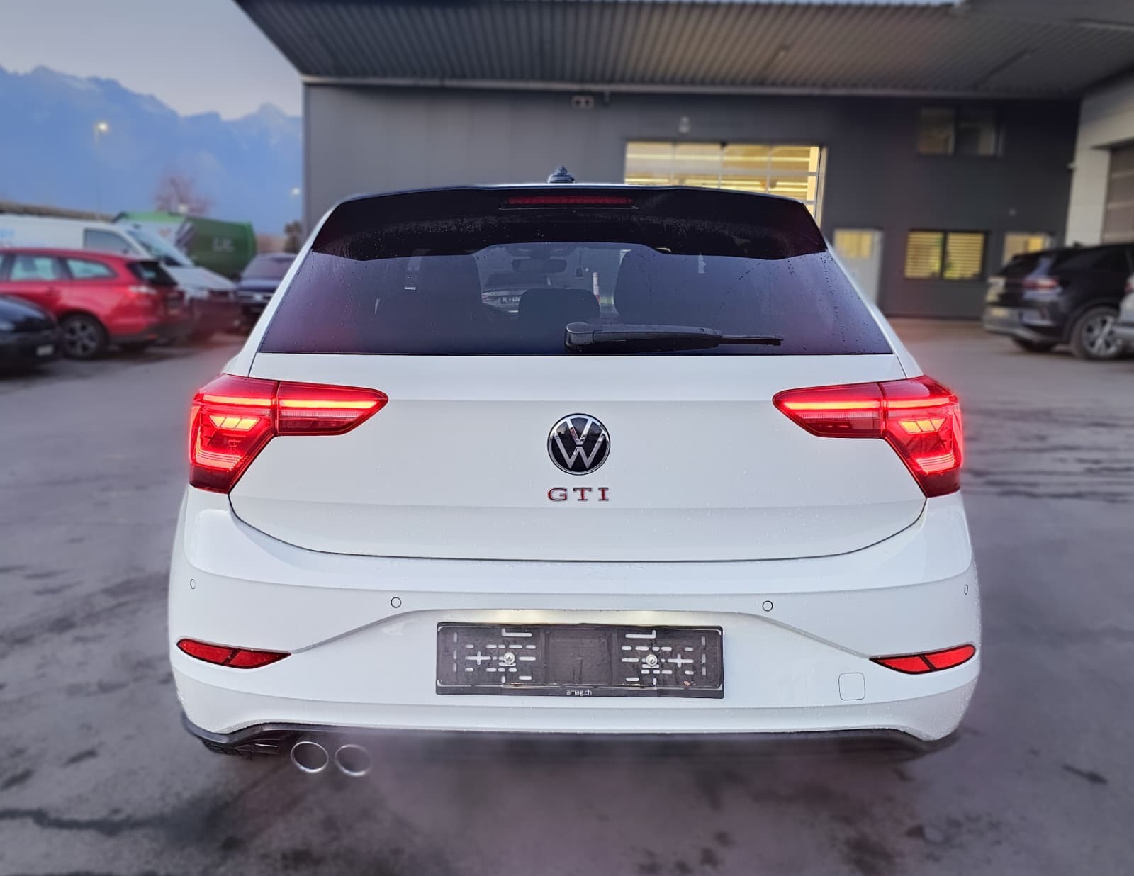 VW Polo 2.0 TSI GTI Edition 25 DSG-image-2