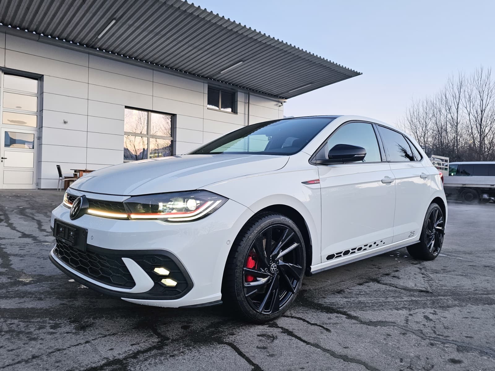 VW Polo 2.0 TSI GTI Edition 25 DSG-image-0