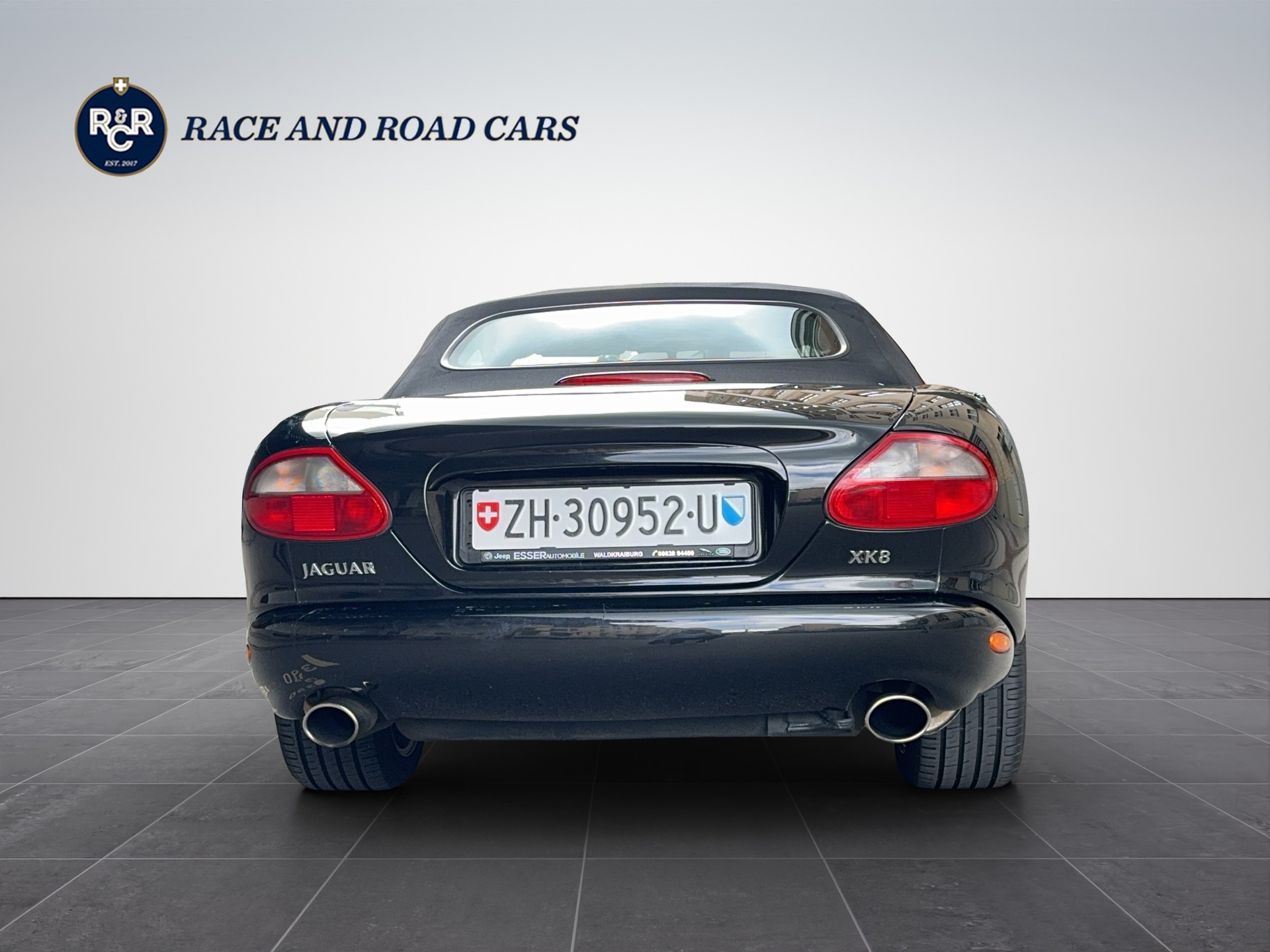 JAGUAR XK8 Convertible 4.0-image-13