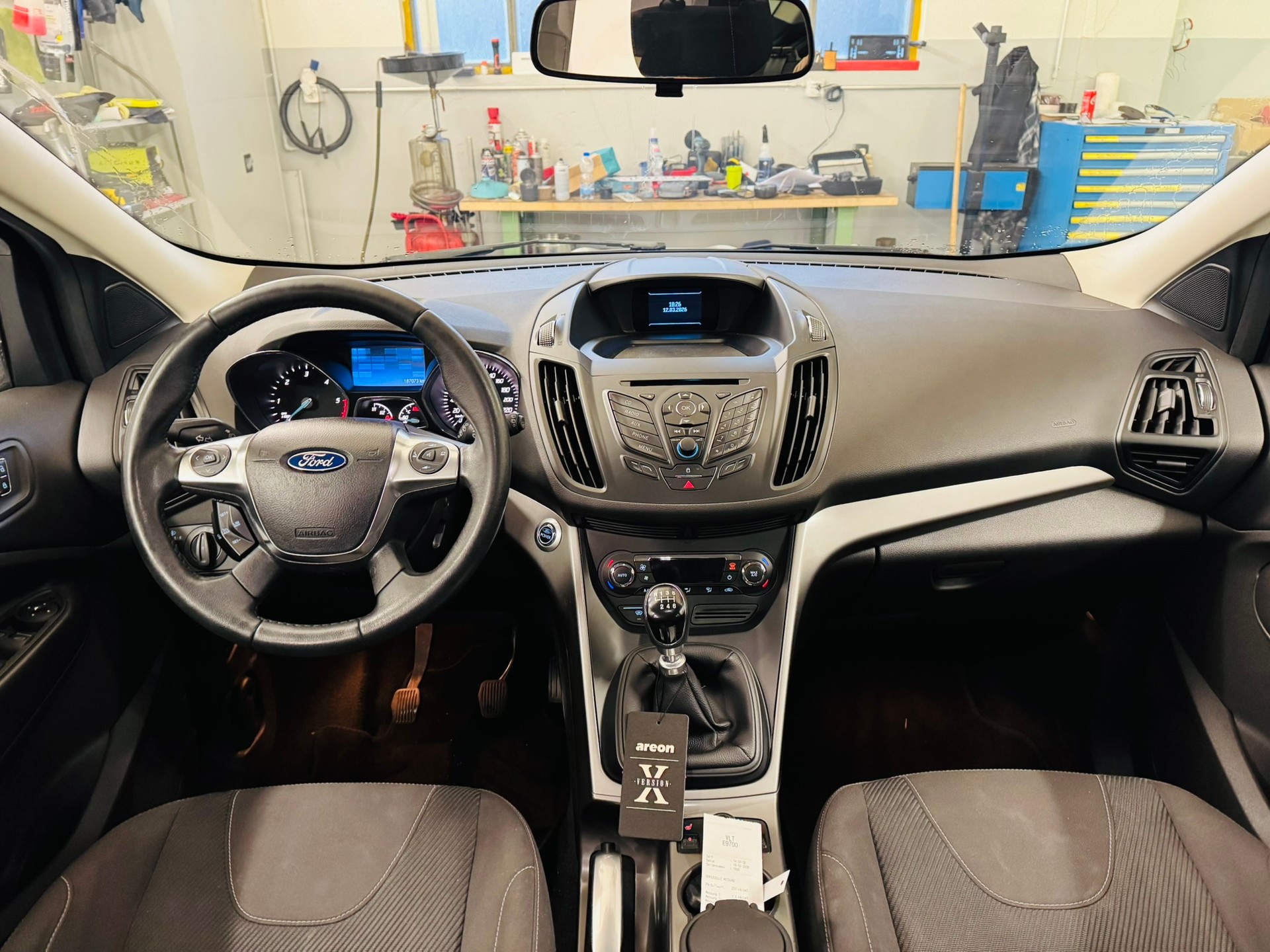 FORD Kuga 2.0 TDCi Titanium 4WD-image-6