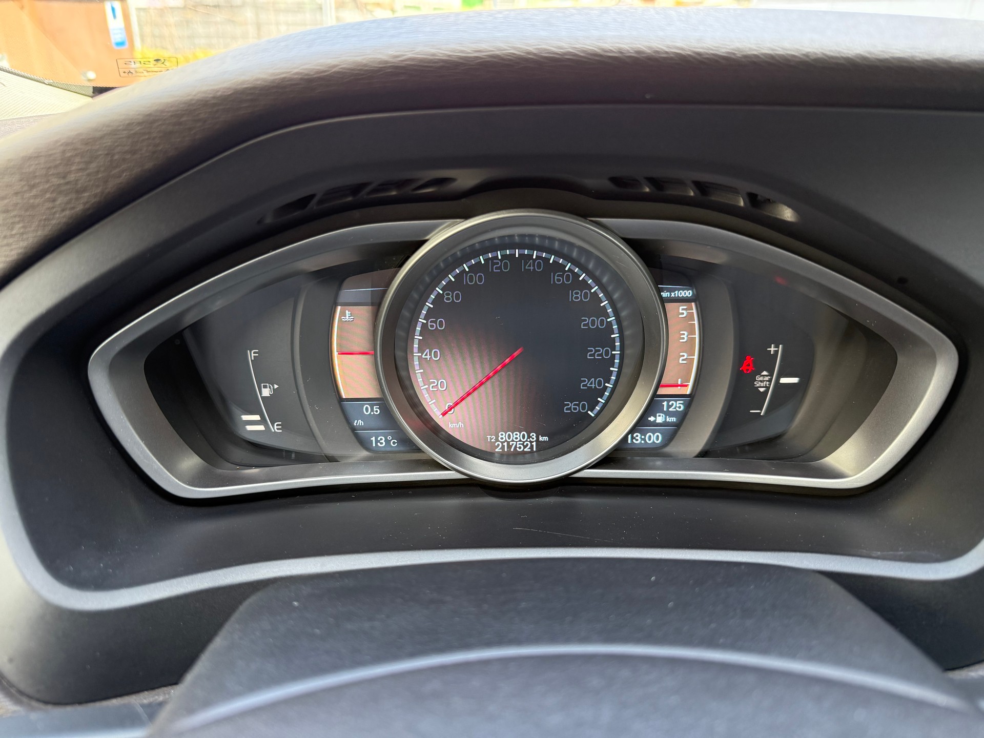 VOLVO V40 D2 Momentum **CH Fahrzeug *Ein neuer Dieselpartikelfilter (DPF) *Tempomat *Frisch ab MFK *Lederausstattung *Sitzheizung-image-10