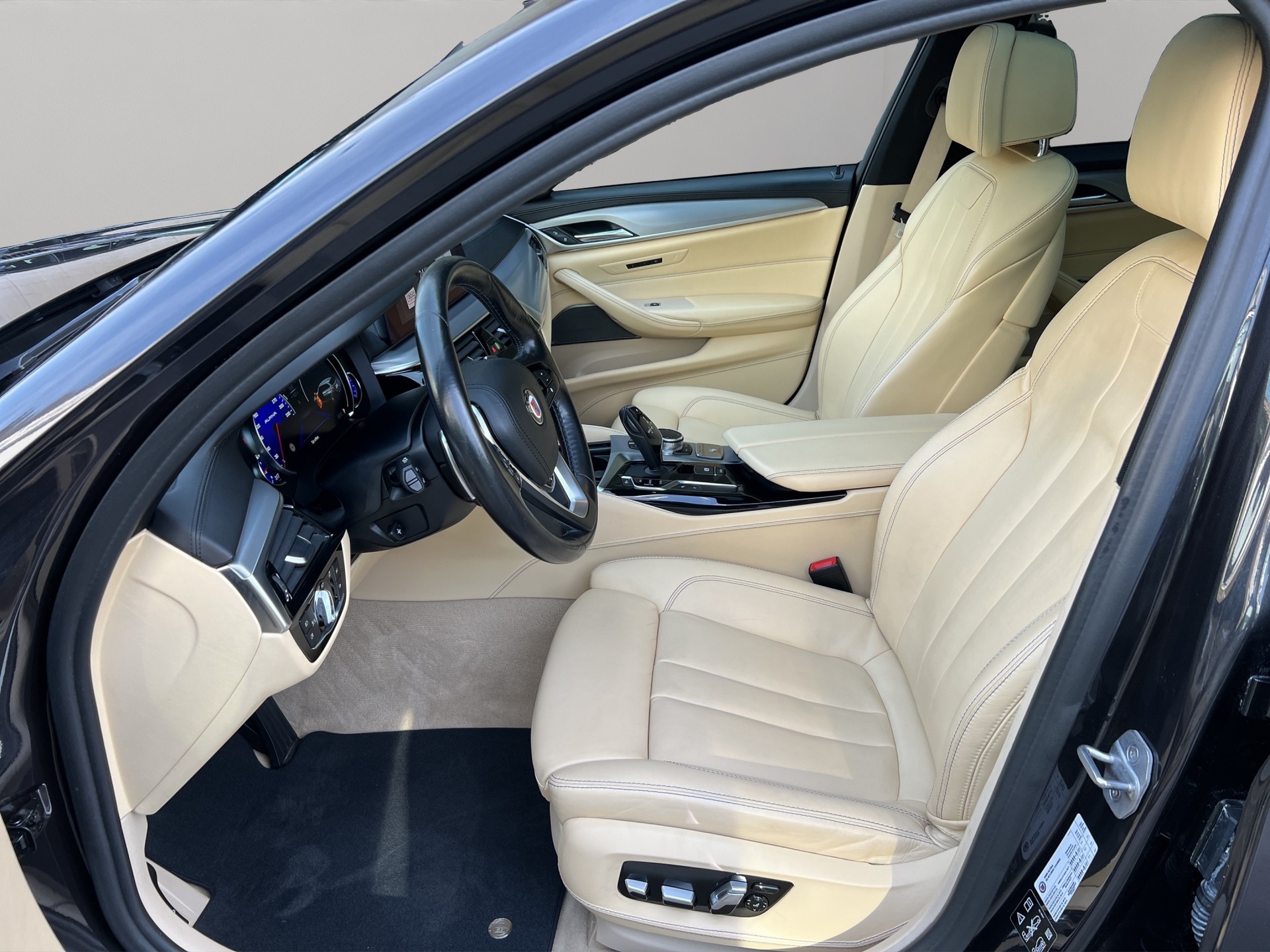 BMW-ALPINA B5 BiTurbo Touring 4.4 V8 xDrive Switch-Tronic-image-10