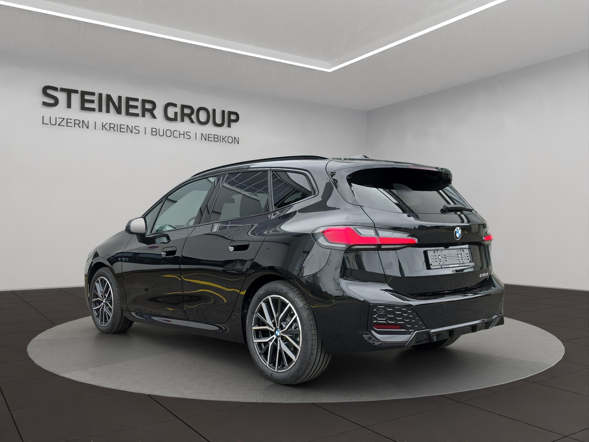 BMW 218d Active Tourer M Sport DKG-image-6