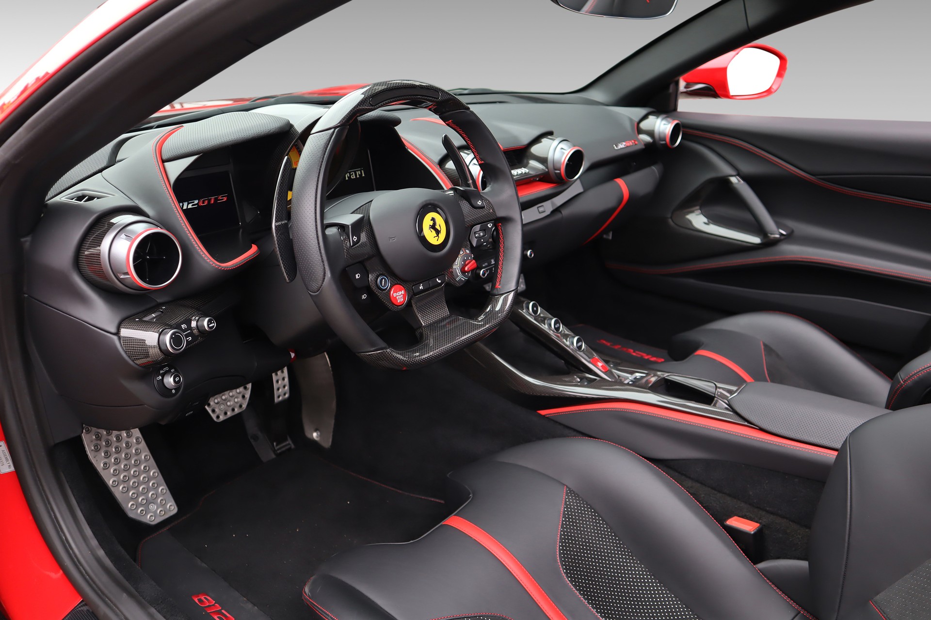FERRARI 812 GTS-image-9