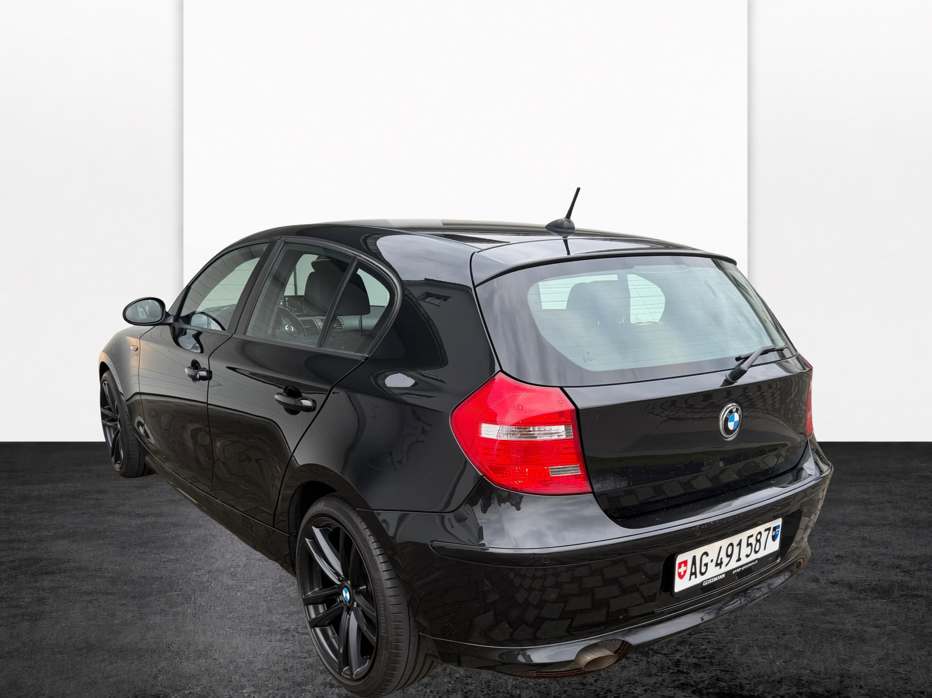 BMW 116d-image-2