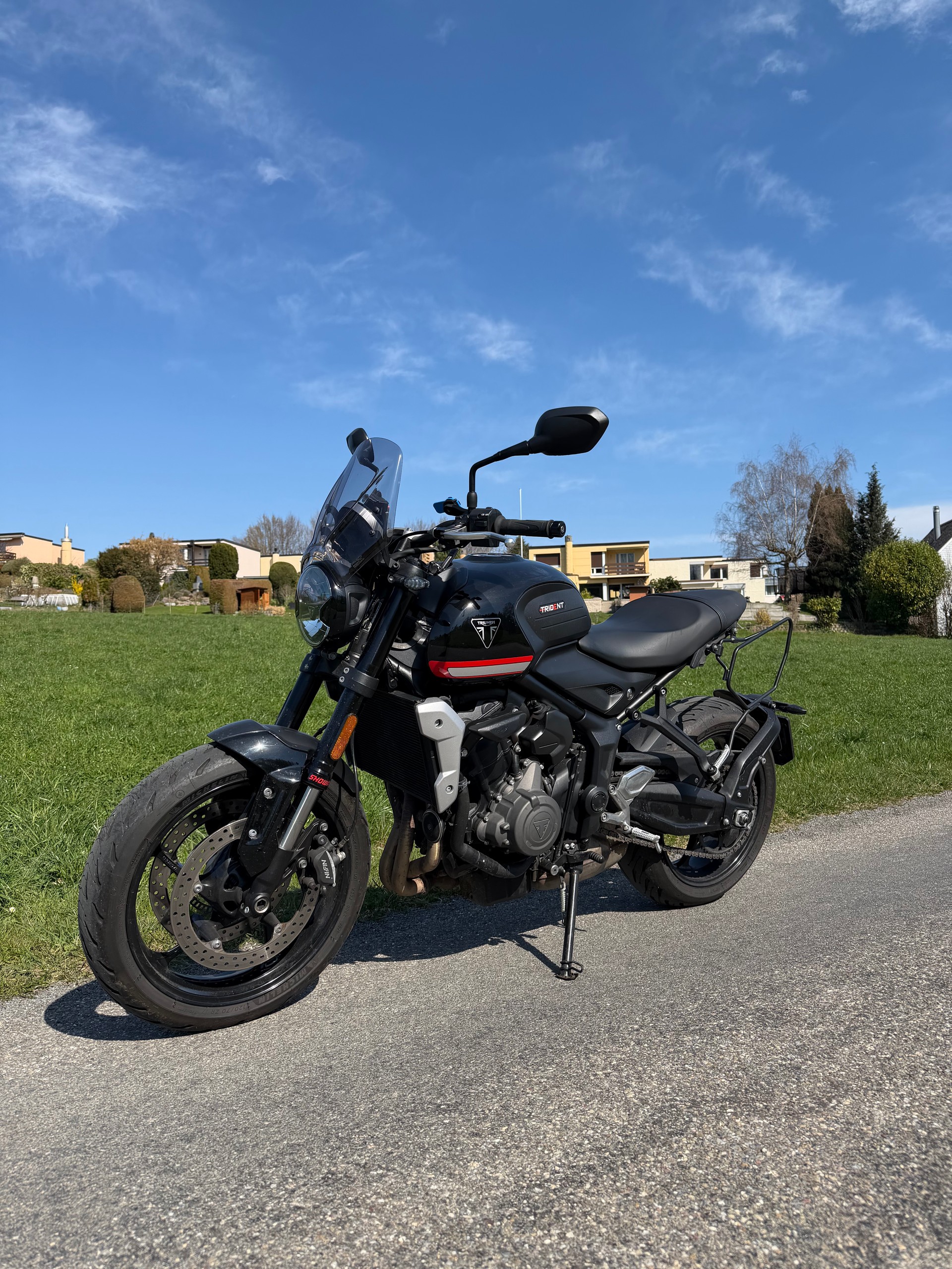 TRIUMPH Trident 660