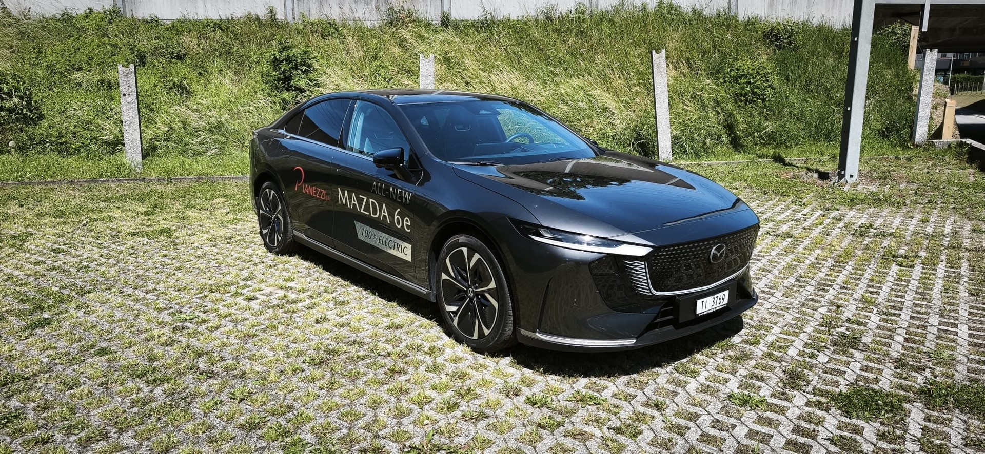 MAZDA Takumi Long Range 245