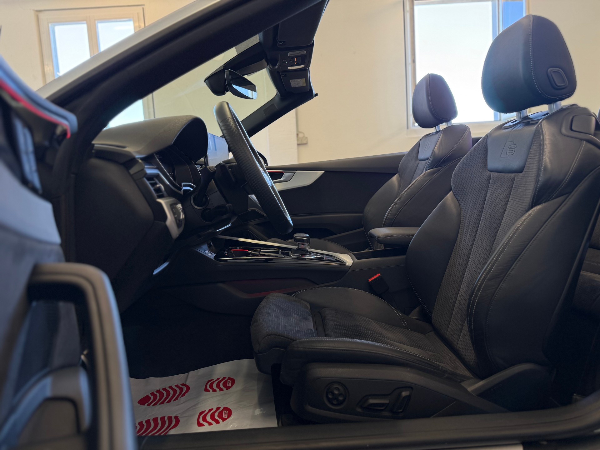 AUDI A5 Cabriolet 45 TFSI S-Line S-tronic quattro-image-11