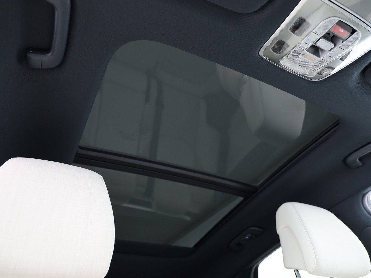 GENESIS GV70 Electrified Sport kWh 77,4 AWD-image-18