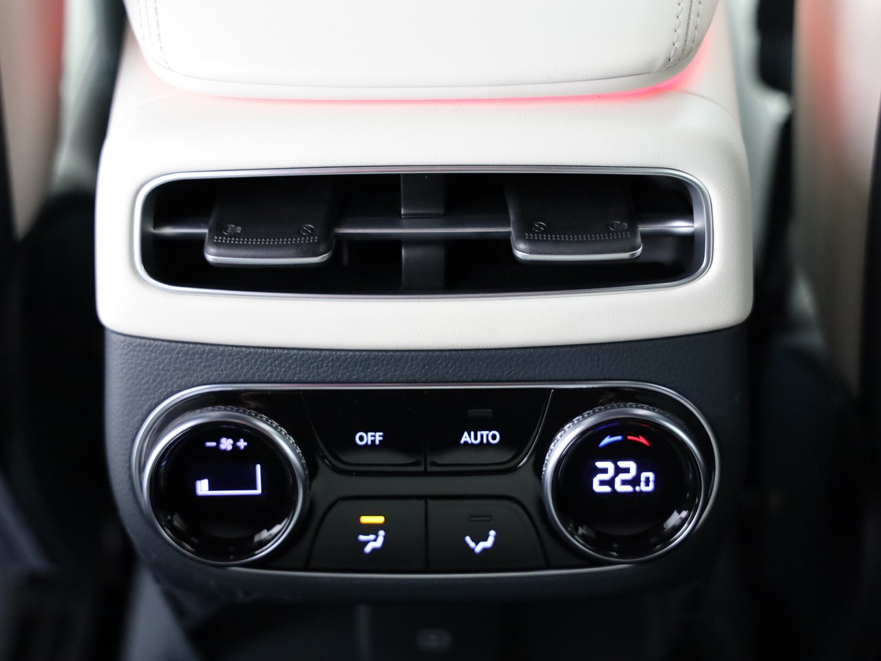 GENESIS GV70 Electrified Sport kWh 77,4 AWD-image-12