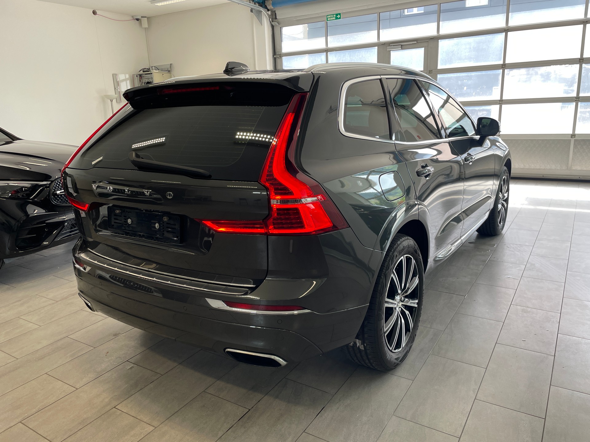 VOLVO XC60 T5 AWD Inscription Geartronic-image-5