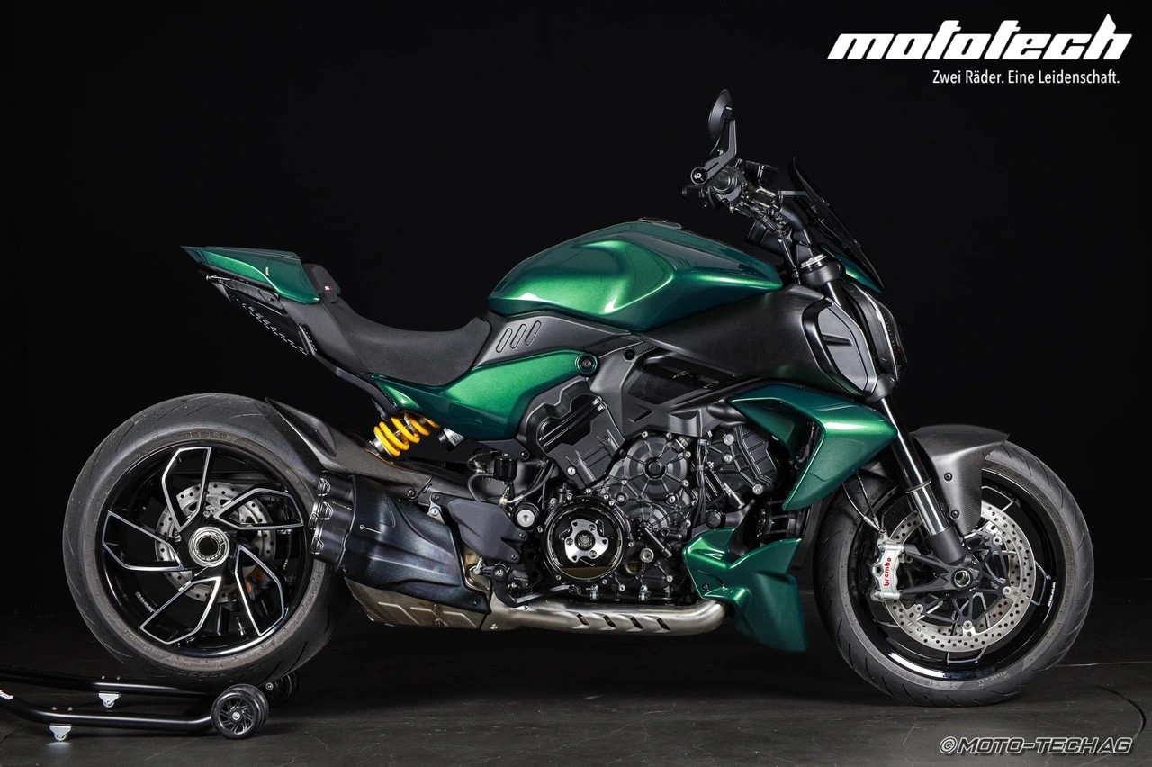 DUCATI Diavel V4 SONDERLACKIERUNG / 4 JAHRE GARANTIE-showroom-element-1