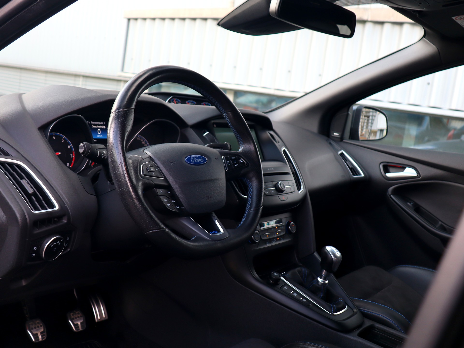 FORD Focus 2.3 EcoBoost RS AWD-image-3