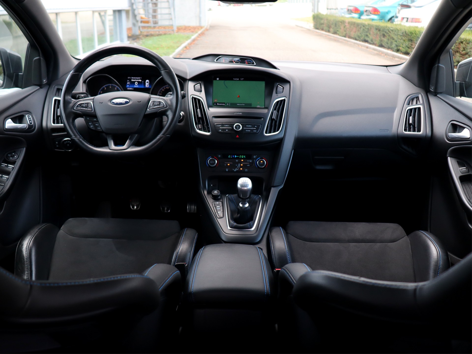 FORD Focus 2.3 EcoBoost RS AWD-image-13