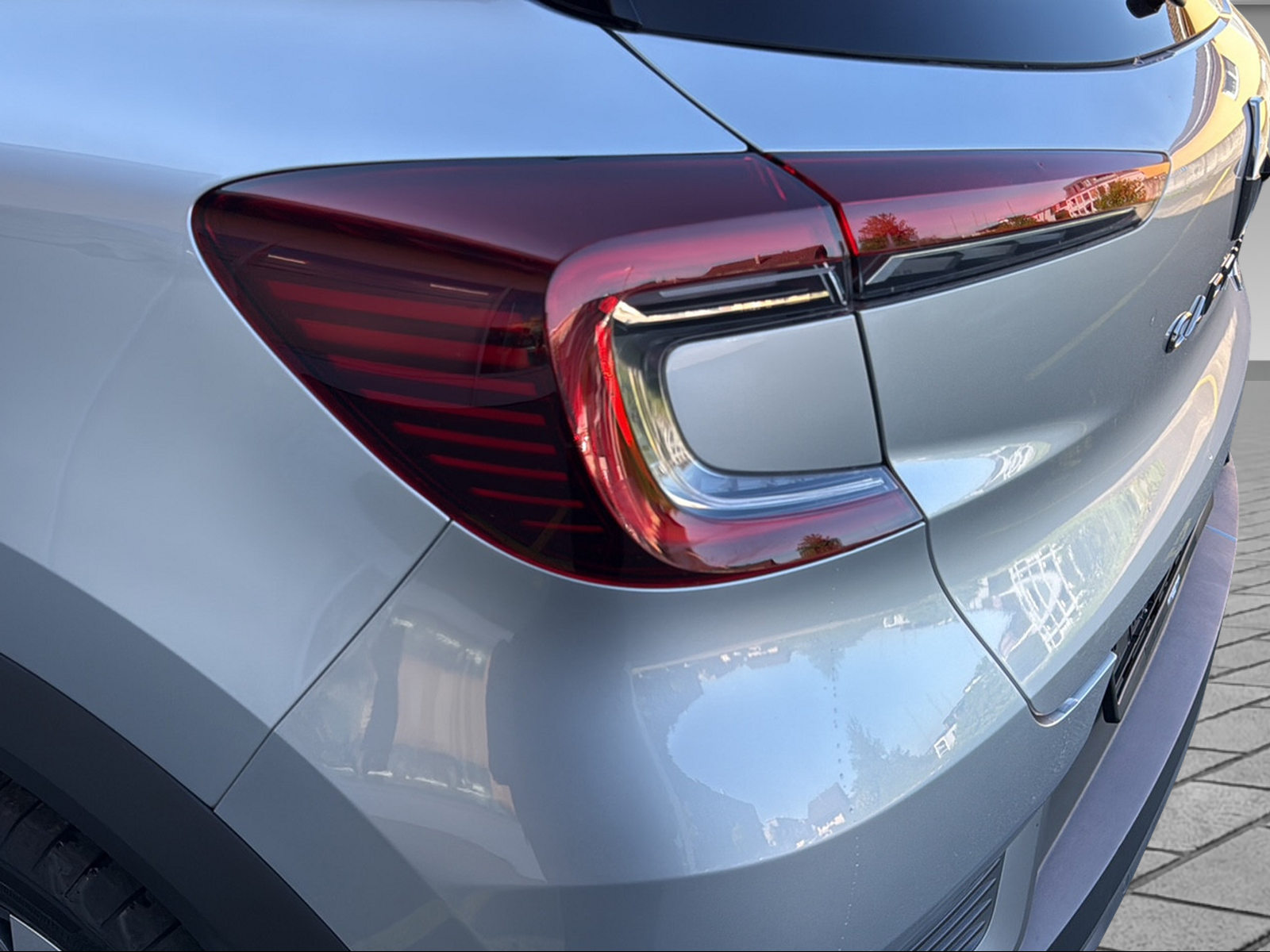 RENAULT Captur 1.3 TCe 160 R.S. Line EDC-image-5