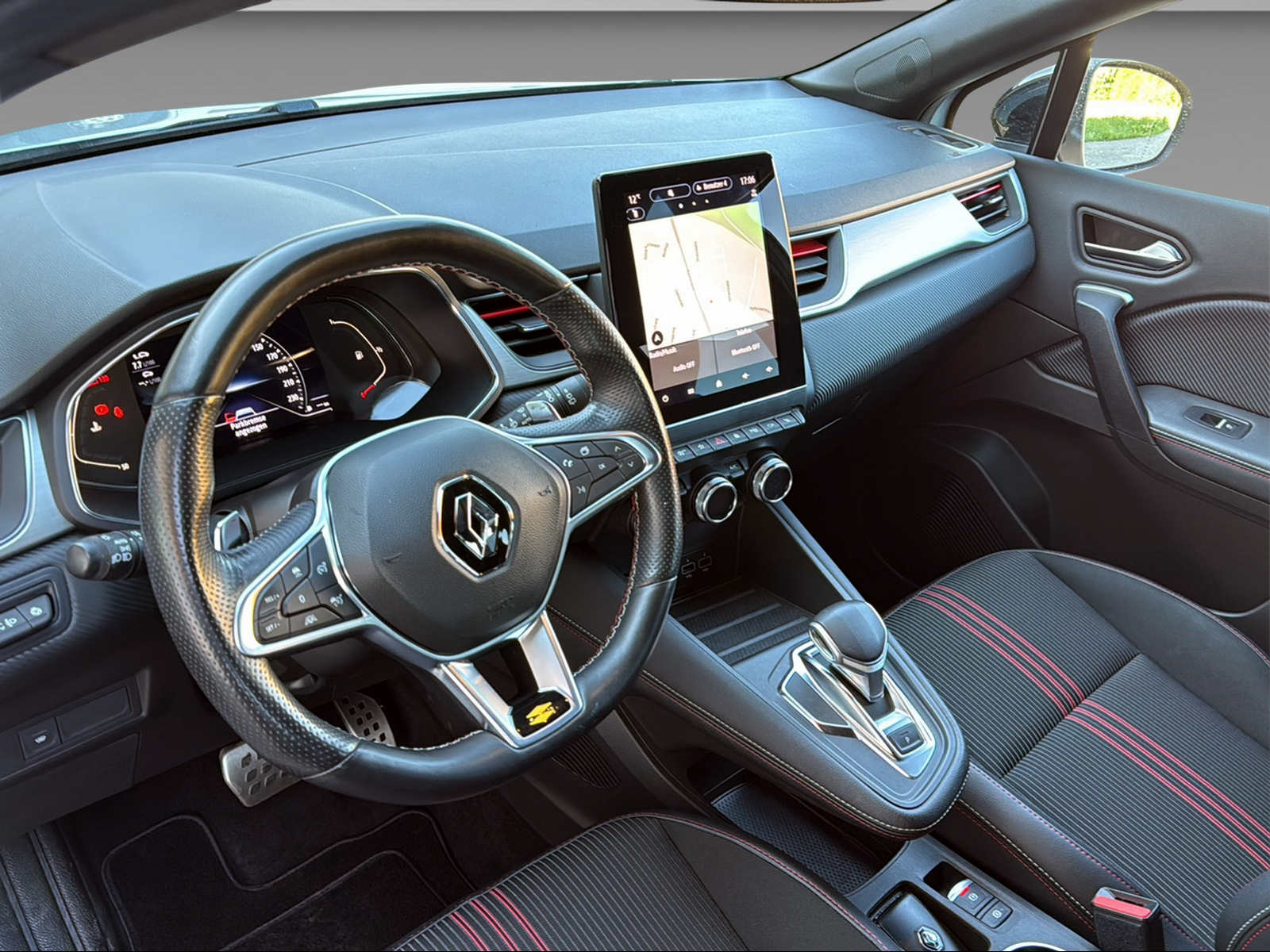 RENAULT Captur 1.3 TCe 160 R.S. Line EDC-image-14