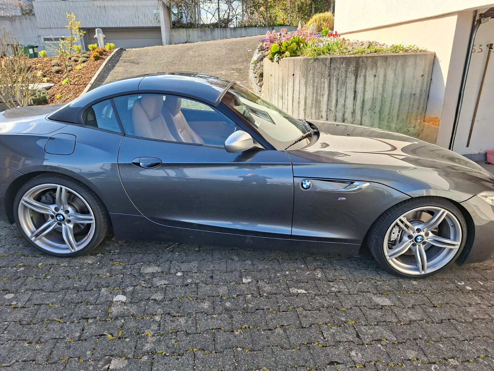 BMW Z4 sDrive35is DKG-image-2