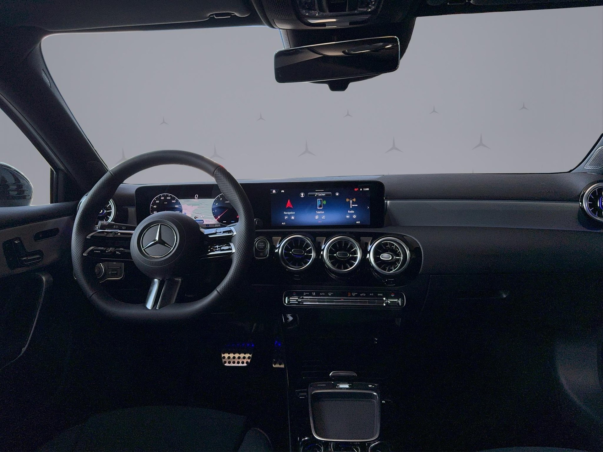 MERCEDES-BENZ A 250 AMG Line 4m-image-12