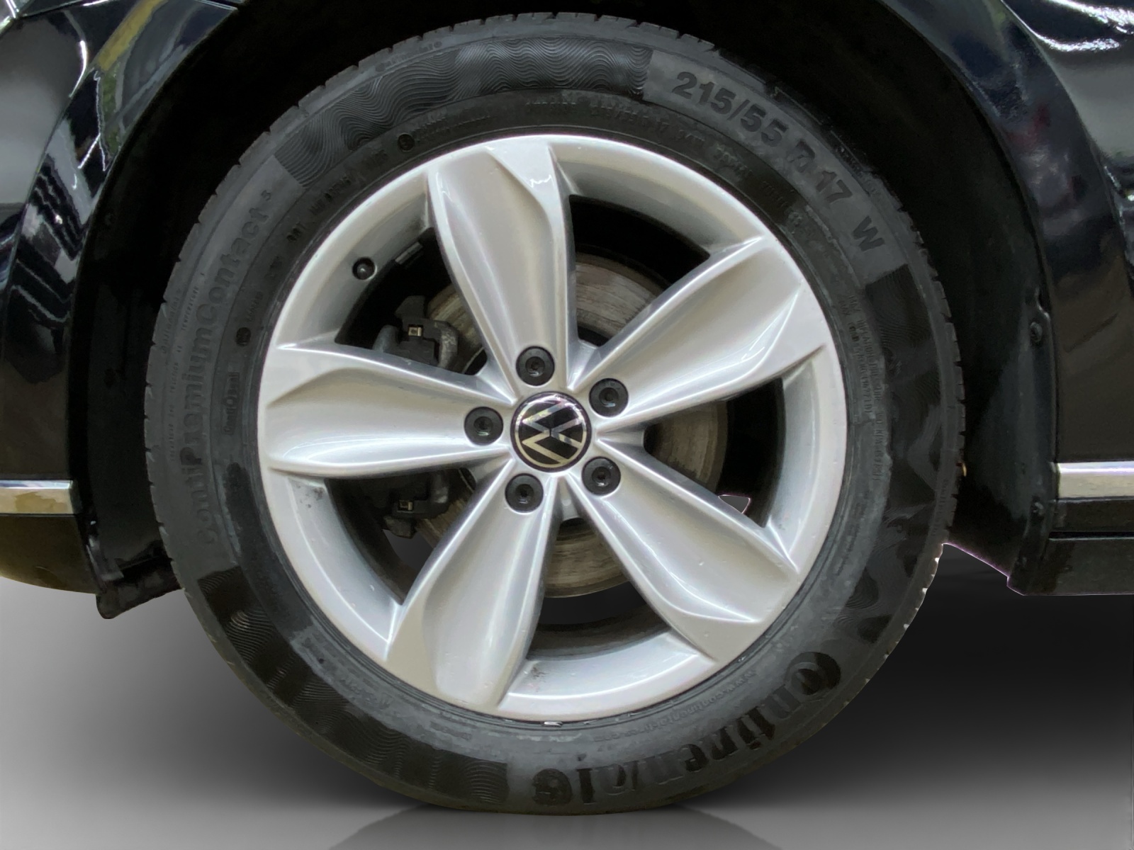 VW Passat 2.0 TDI BMT Elegance 4Motion DSG-image-15