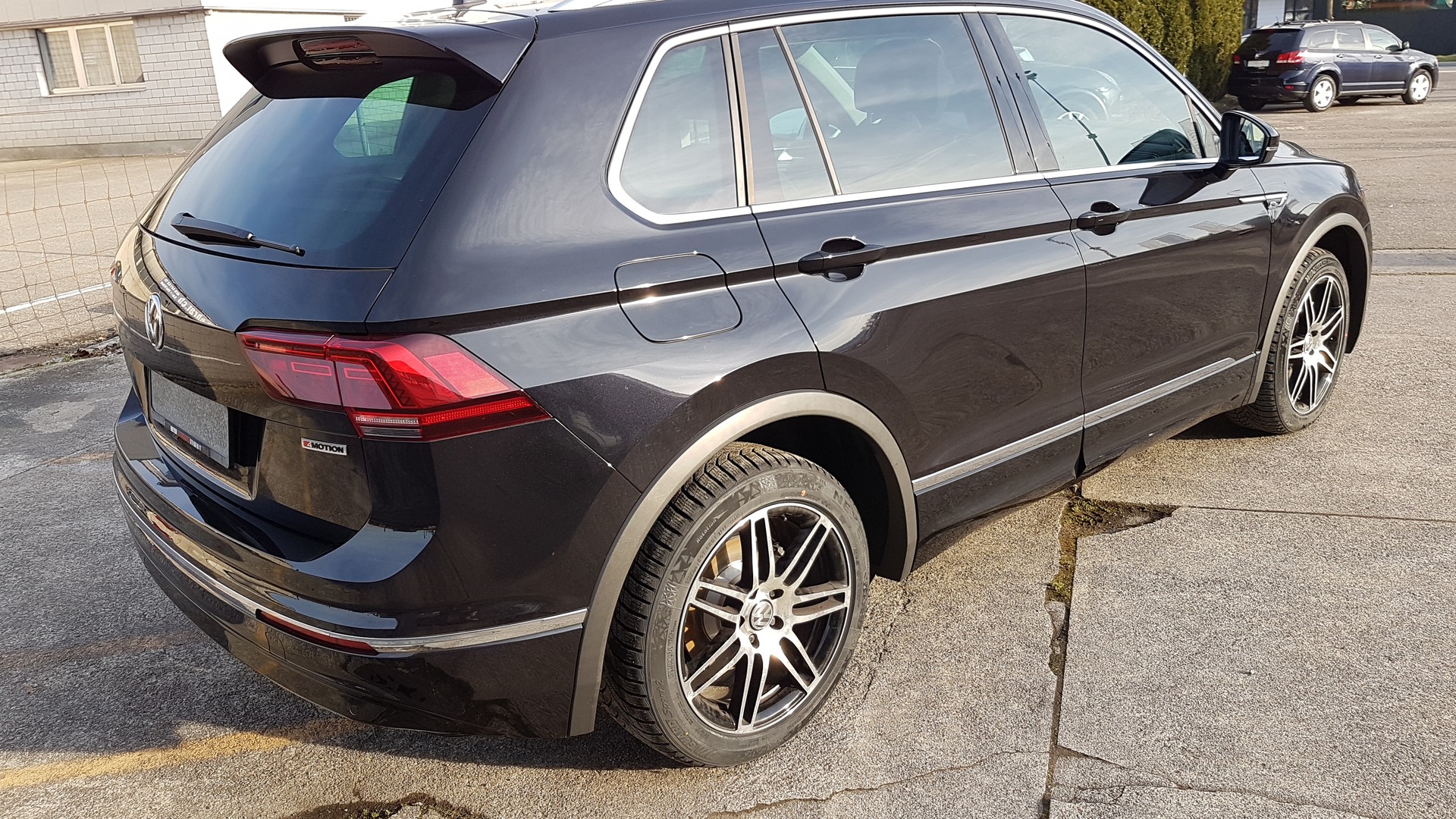 VW Tiguan 2.0 TDI SCR Highline 4Motion DSG-image-7