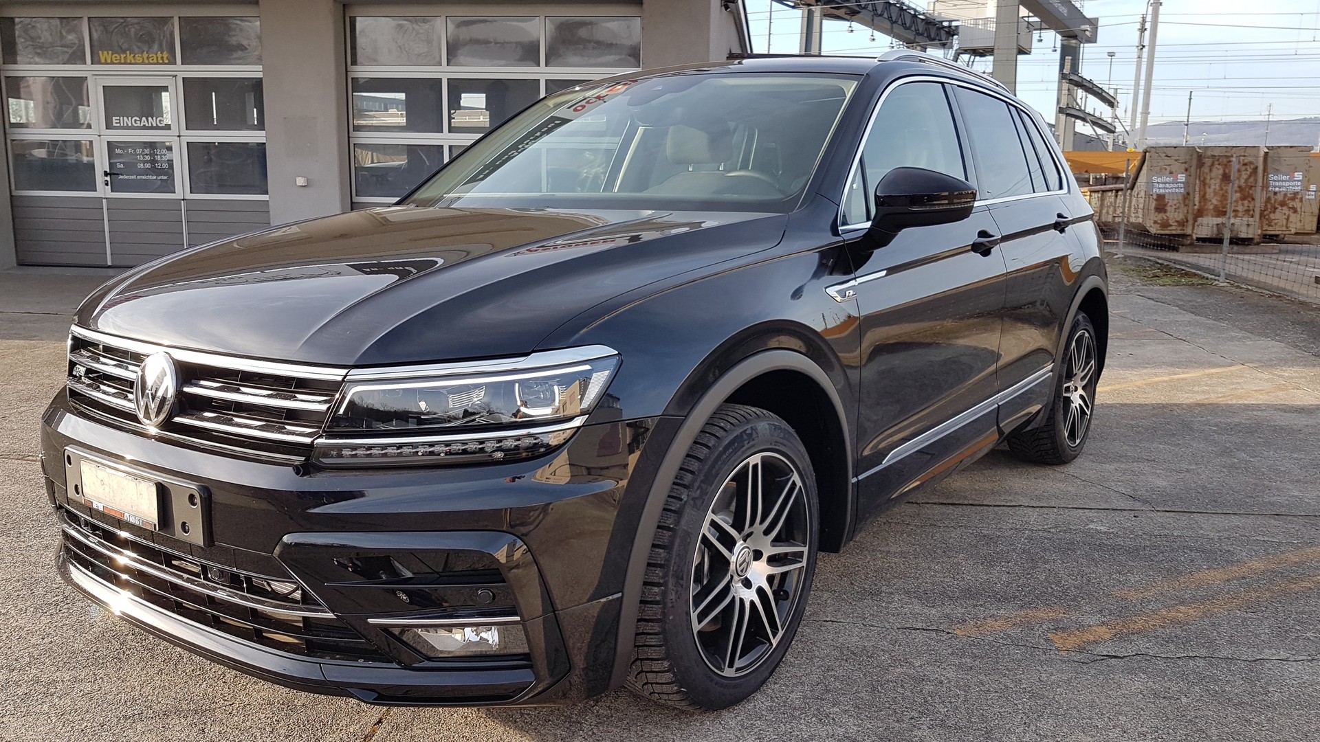 VW Tiguan 2.0 TDI SCR Highline 4Motion DSG-image-13