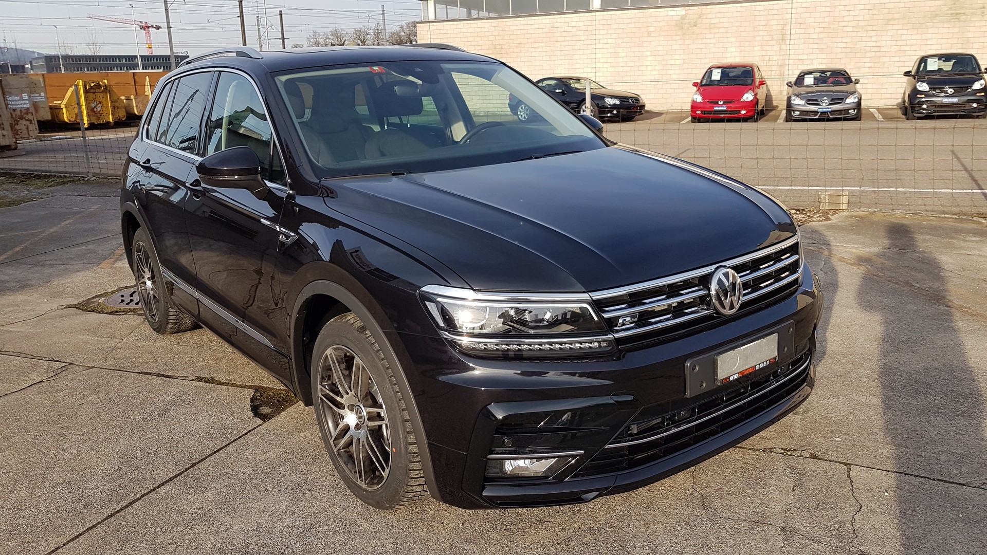 VW Tiguan 2.0 TDI SCR Highline 4Motion DSG-image-3