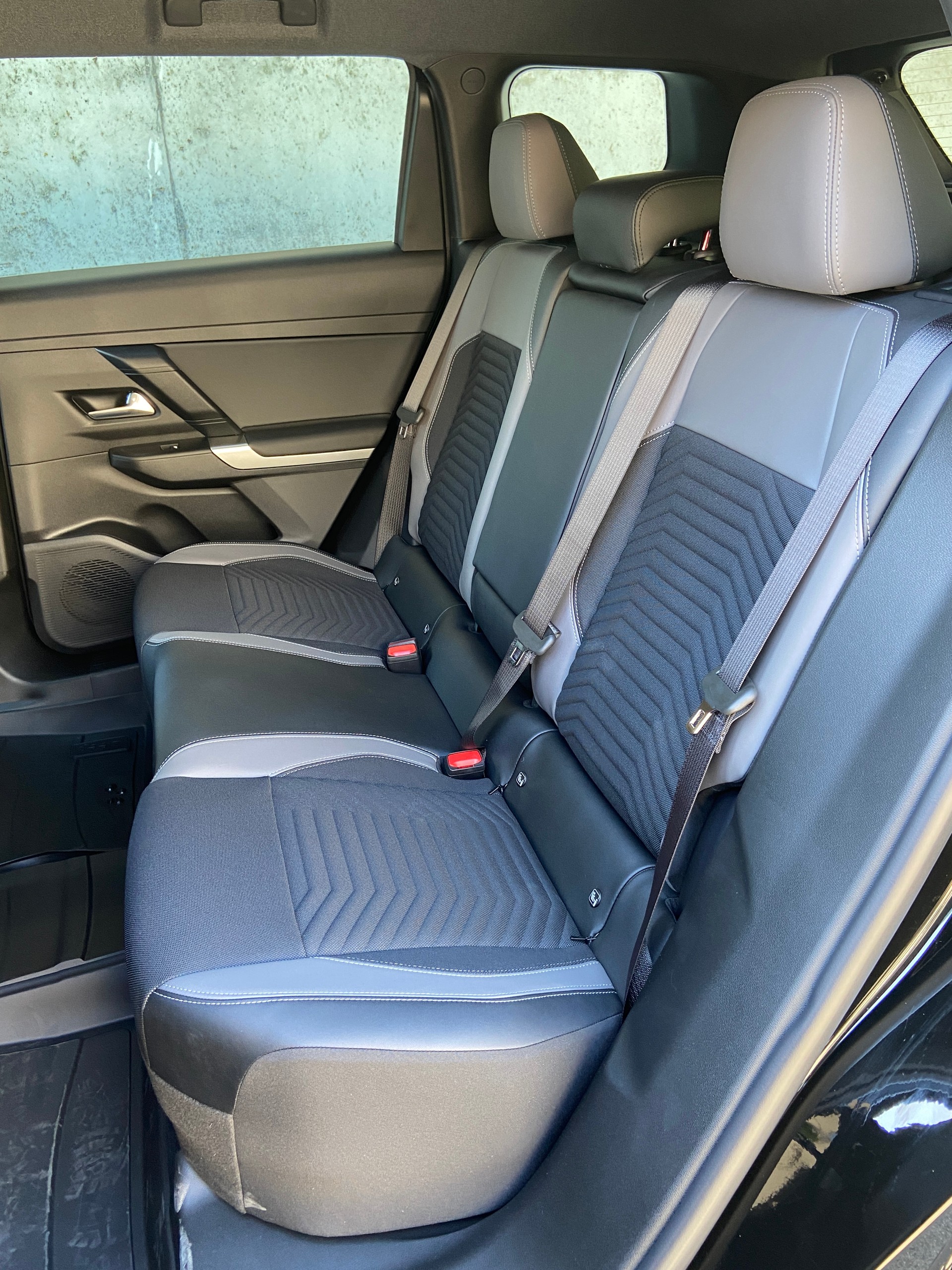 JEEP Compass 1.2 T e-Hybrid First Edition - MY26-image-6