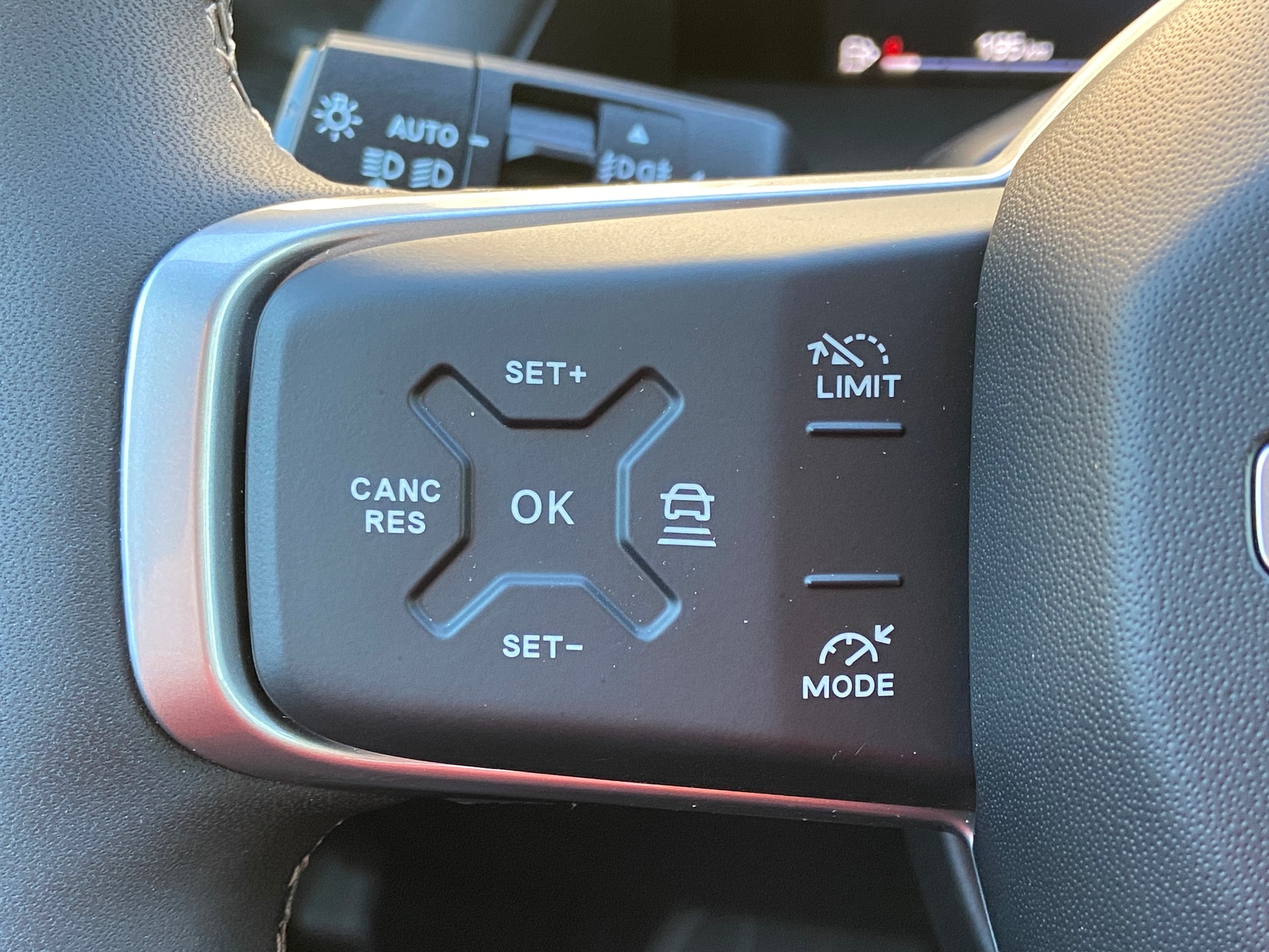 JEEP Compass 1.2 T e-Hybrid First Edition - MY26-image-8