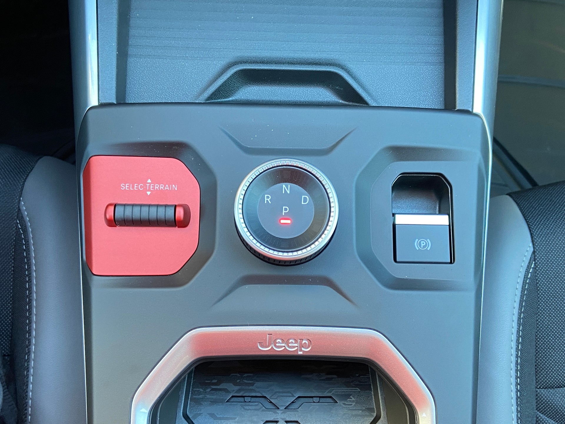 JEEP Compass 1.2 T e-Hybrid First Edition - MY26-image-14