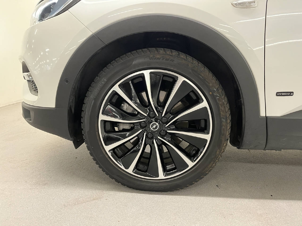 OPEL Grandland X 1.6 T PHEV Ultimate-image-15