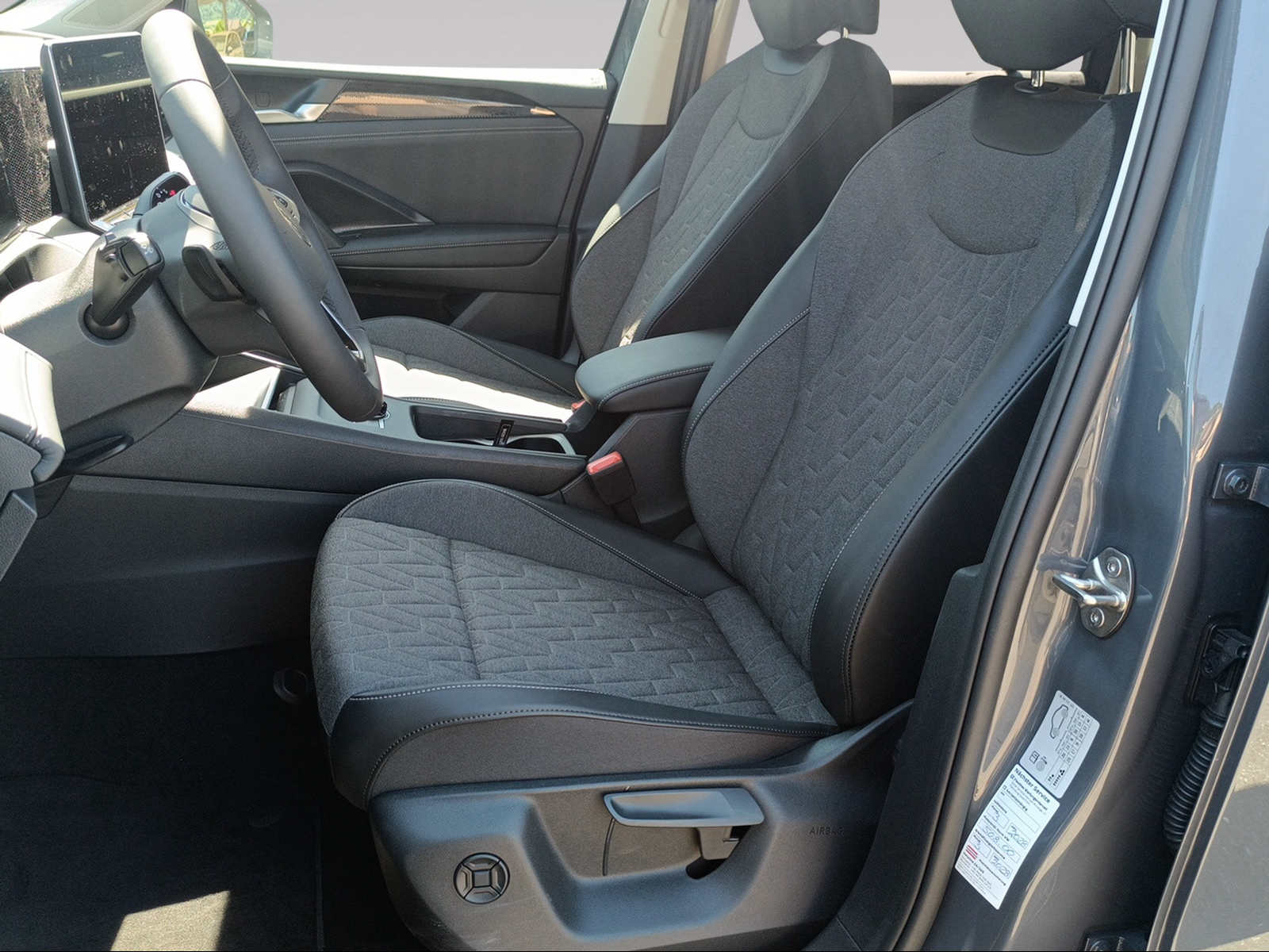 VW Tiguan 1.5 TSI evo2 eHybrid Life DSG-image-7
