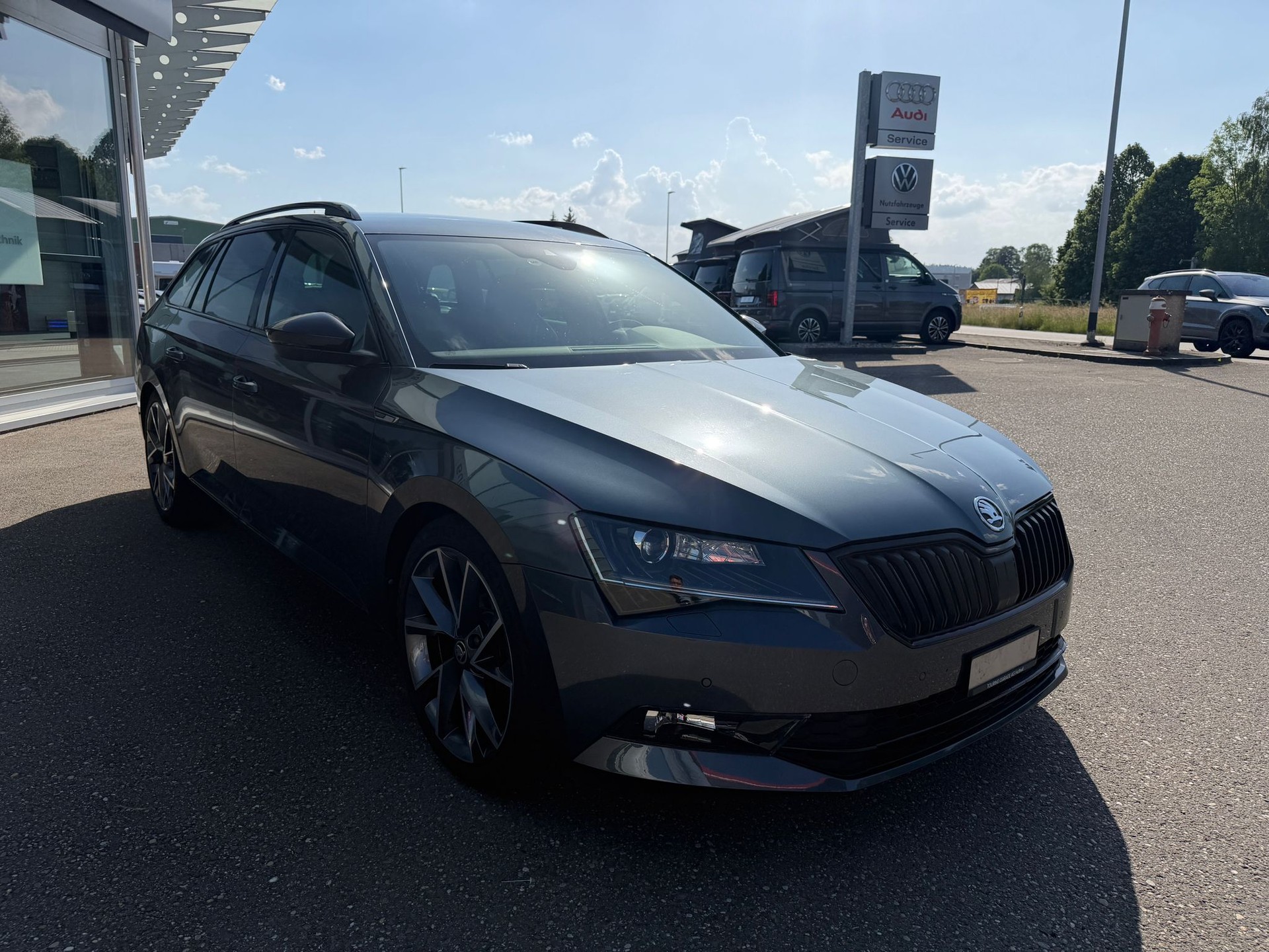 SKODA Superb Combi 2.0 TDi Sport Line 4x4 DSG-image-6