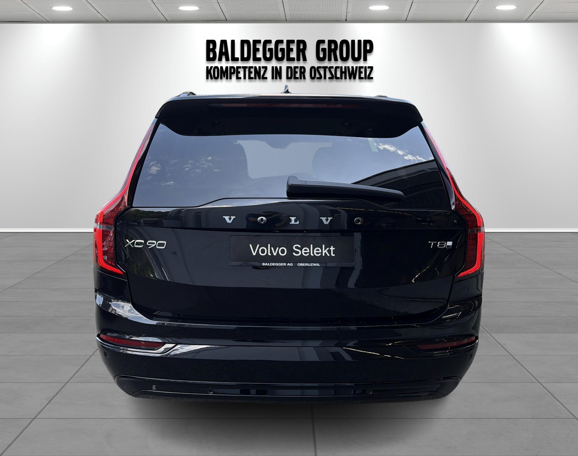 VOLVO XC90 2.0 T8 TE Plus Dark eAWD-image-4
