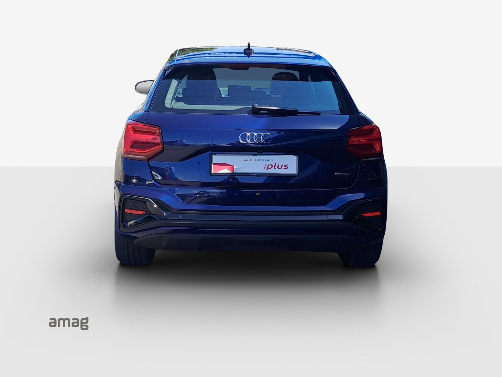 AUDI Q2 40 TFSI S line Attraction quattro S-tronic-image-3