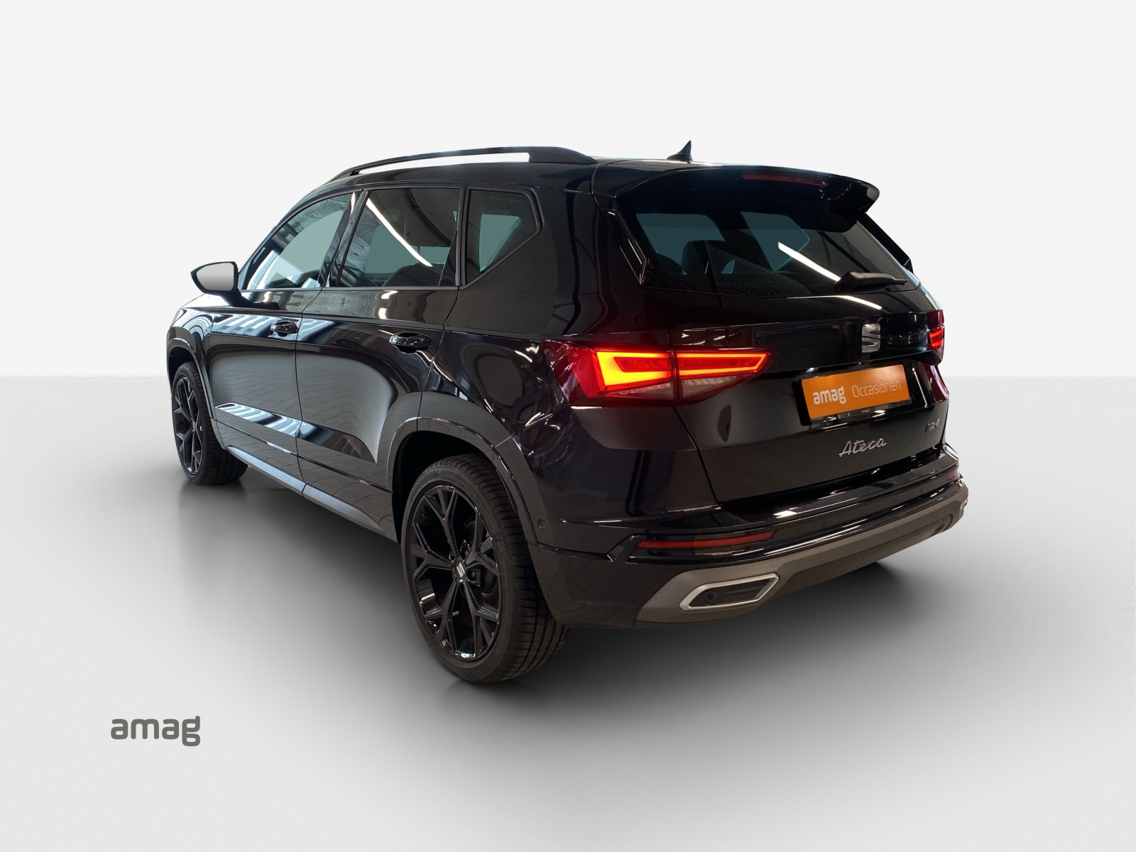 SEAT Ateca 2.0 TSI Hola FR 4Drive DSG-image-2