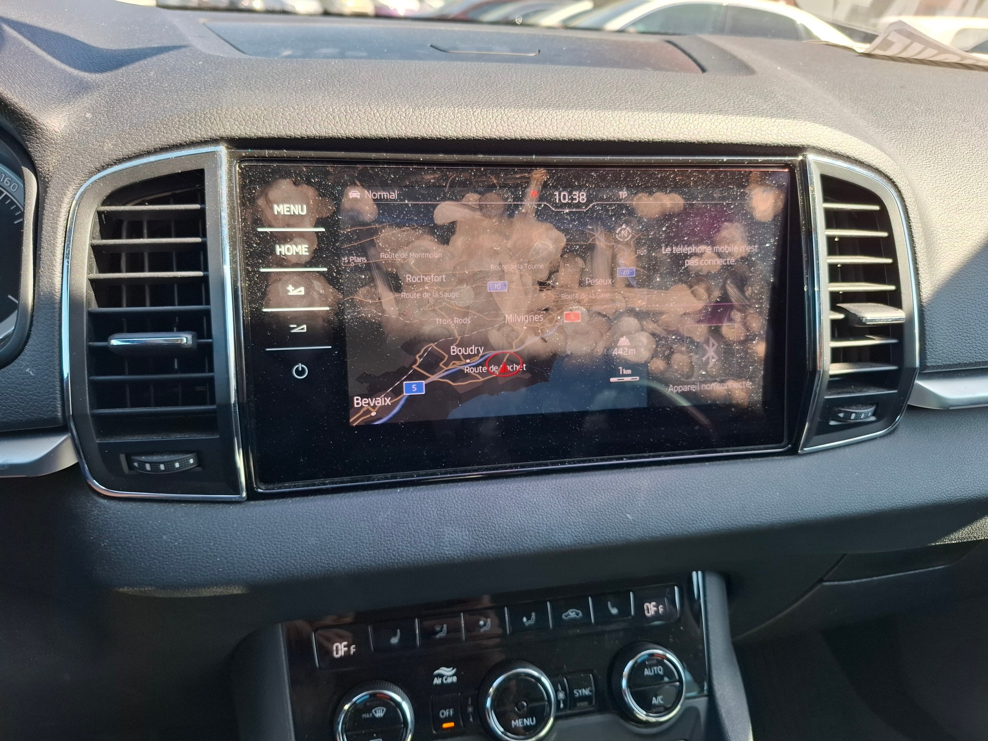 SKODA Karoq 2.0 TDI CR Style 4x4 DSG-image-12