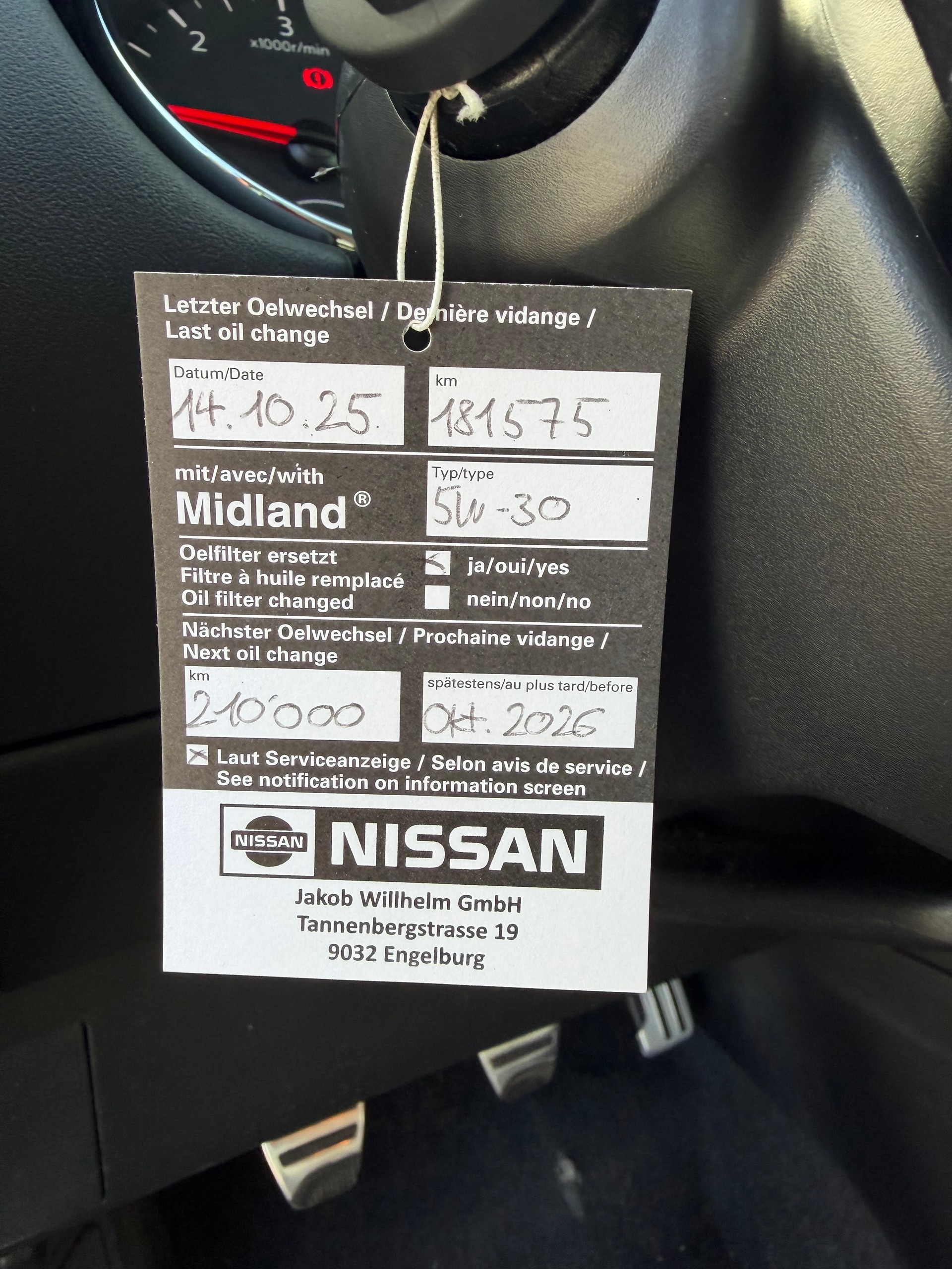 NISSAN Qashqai 1.6 dCi iStop 4WD 360-image-11